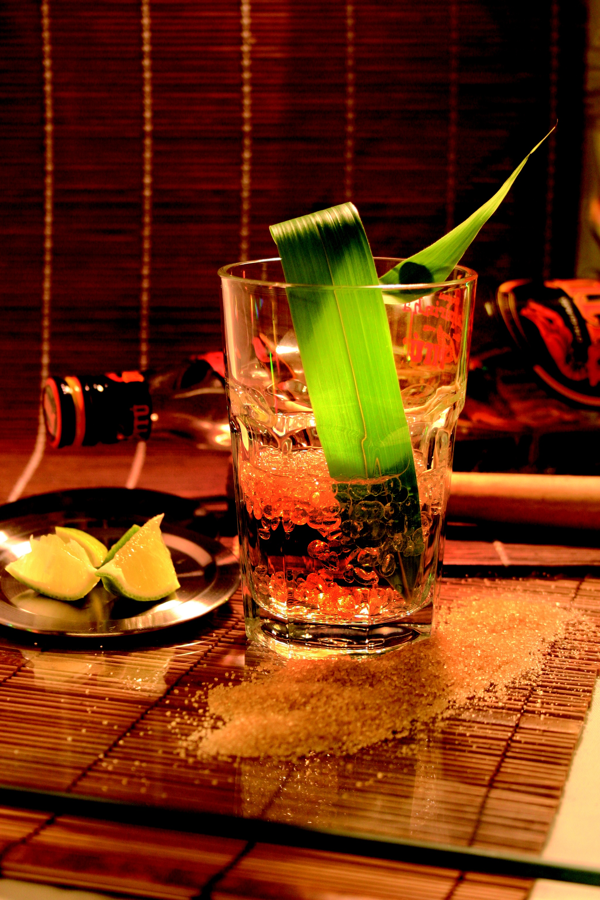 no people, drinking glass, beside, black, freshness, ceramic, leaf, household equipment, wiskeyglas, drink, surface, mojito, slice, refreshment, alcohol, Phone HD Wallpaper