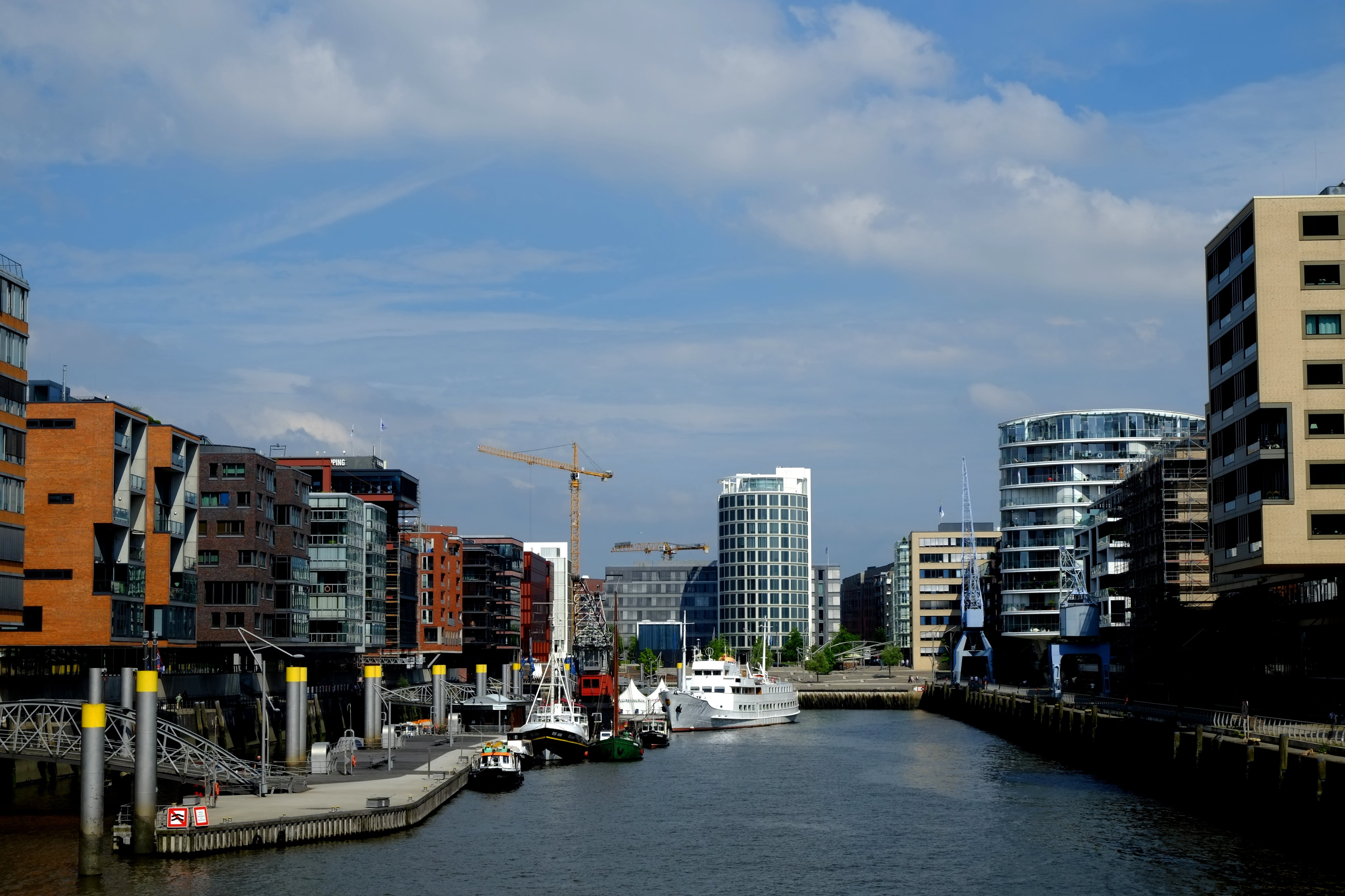 nautical Vessel, hanseatic city, building Exterior, landmark, blue, clouds, cloud - sky, architecture, harbour city, germany, nature, transportation, hamburg, HD Wallpaper
