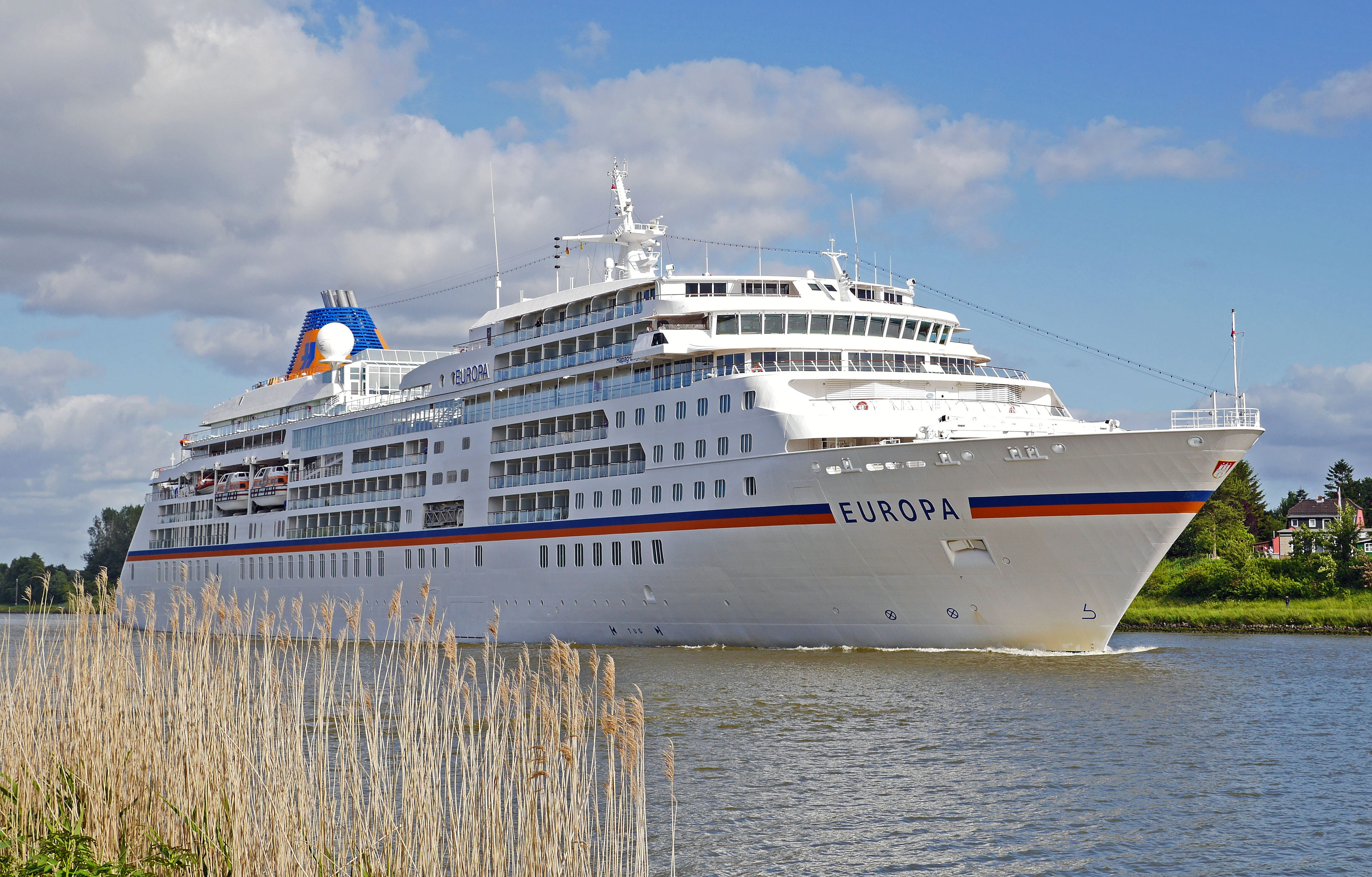 travel, rush, cruise ship, passage, europa, trip, sea, luxury, transit, craft, brunsbüttel germany, cruise, cloud - sky, channel, ship, passenger craft, HD Wallpaper