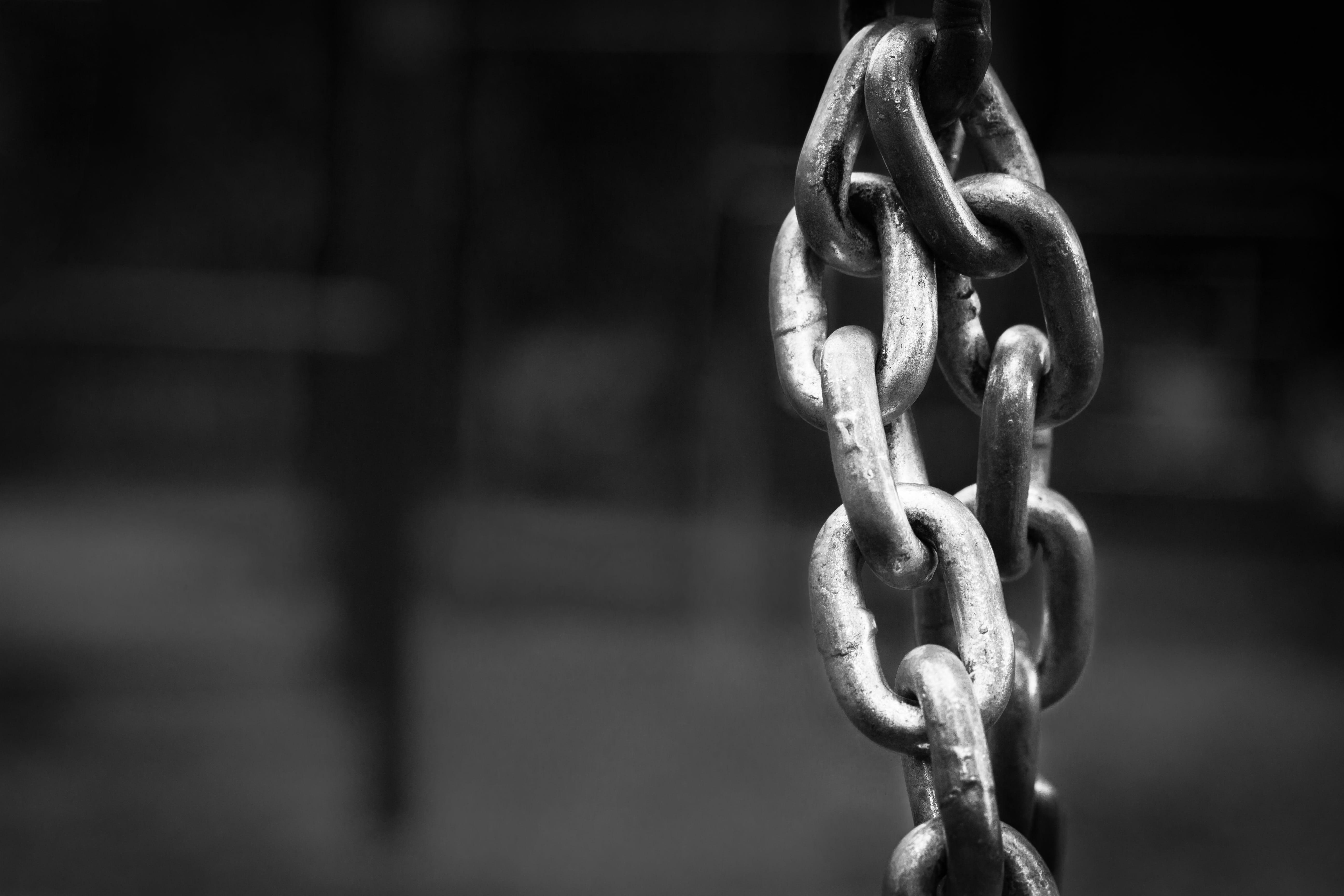 close-up, hanging, the idea of, selective focus, pattern, durability, security, photo, close up, tangled, macro, production, work, connection, rust, connected, HD Wallpaper