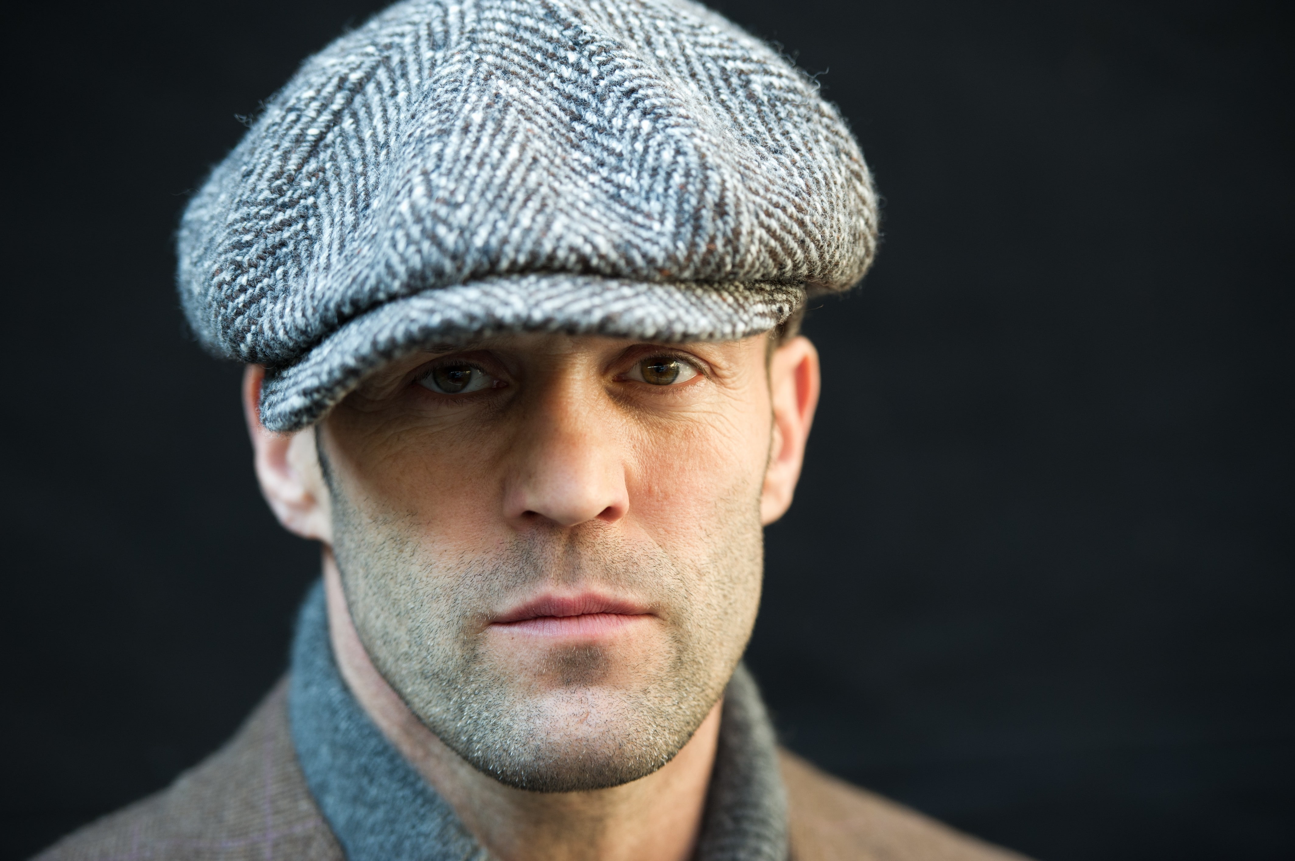 looking at camera, jason, individuality, statham, one person, closeup, hat, headshot, stubble, cap, front view, clothing, 4K, beard, contemplation, studio shot, HD Wallpaper