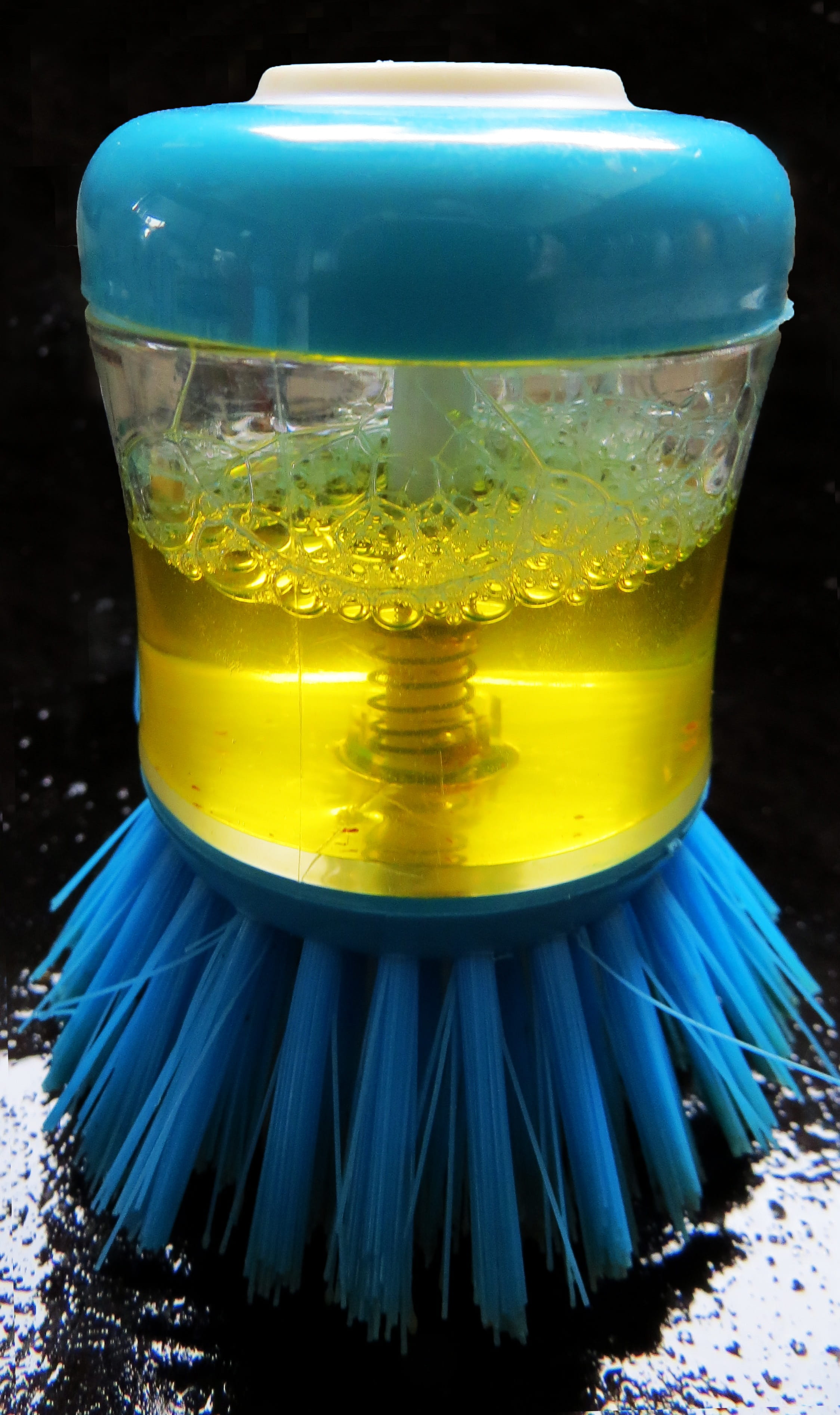 focus on foreground, food, table, wet, rinse, glass, transparent, mop, fruit, budget, glass - material, washing dishes, drink, cold temperature, dishwashing brush, Phone HD Wallpaper