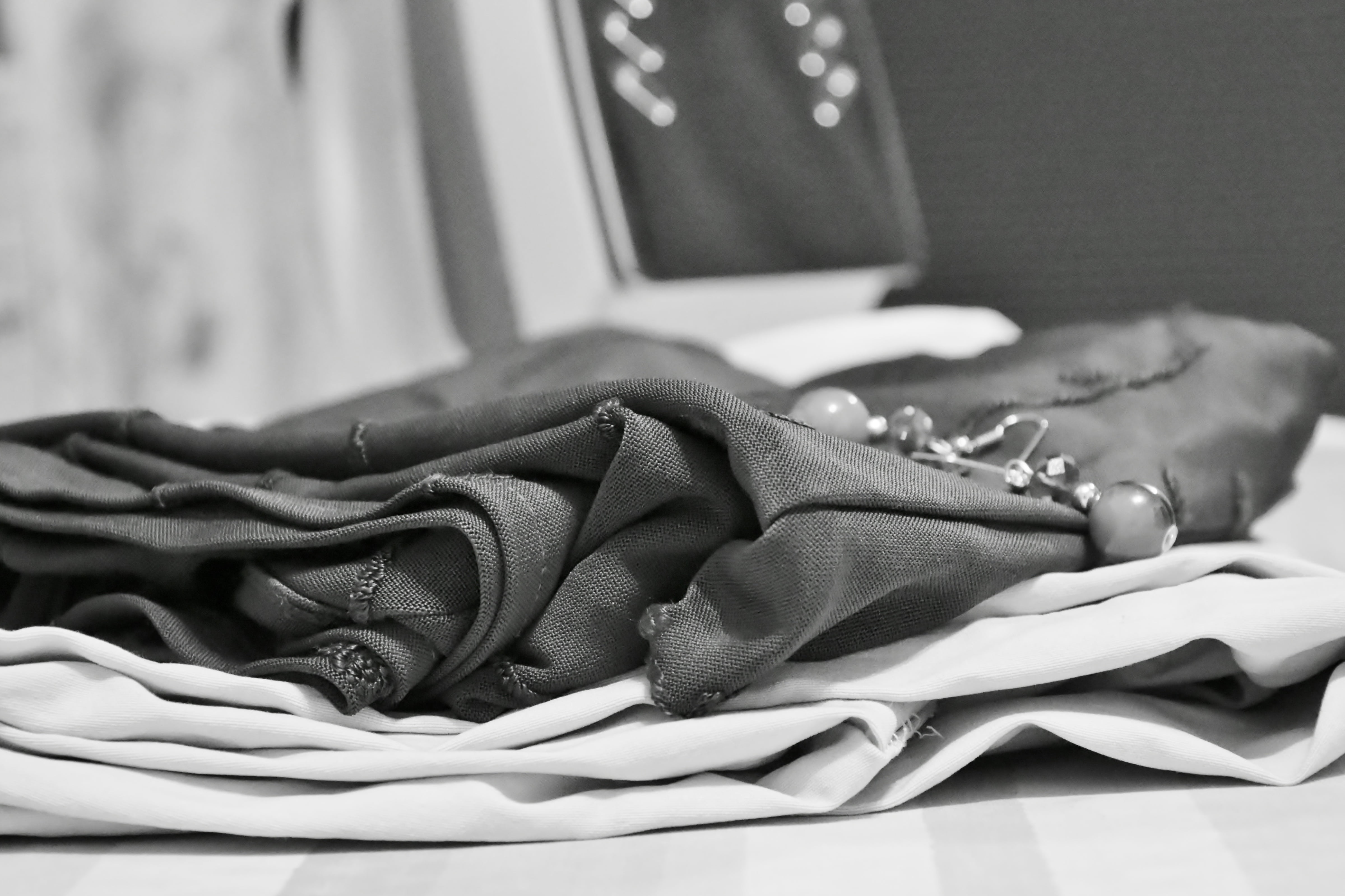 one person, flatten, human body part, ironing service, iron, black, close-up, work, event, lifestyles, laundry, selective focus, budget, clothing, adult, HD Wallpaper