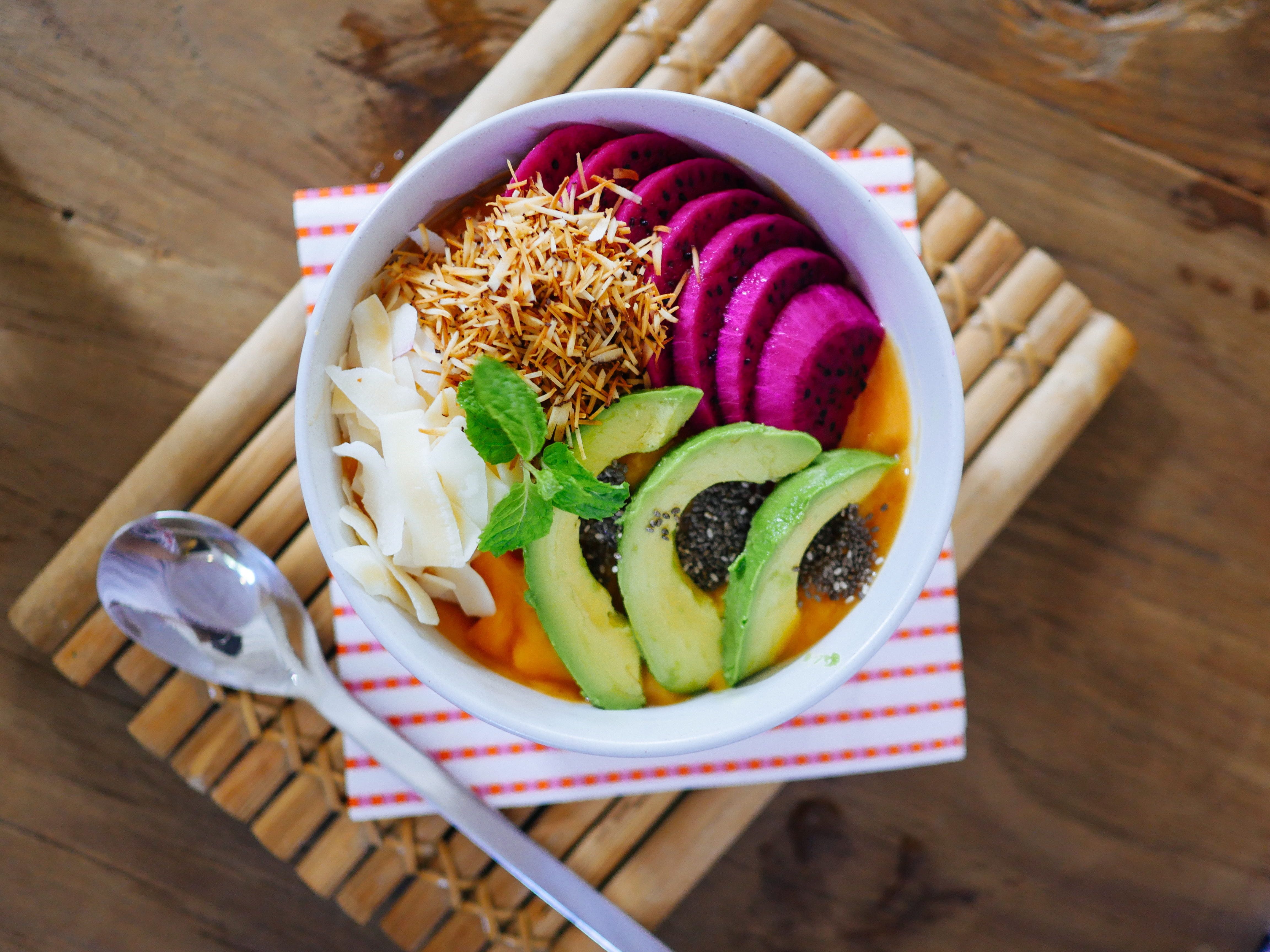 dragonfruit, dinner, salad, beside, plant-based, spoon, dine, vegan, restaurant, mango, tomato, dessert, crockery, freshness, organic, eating, deliciou, HD Wallpaper