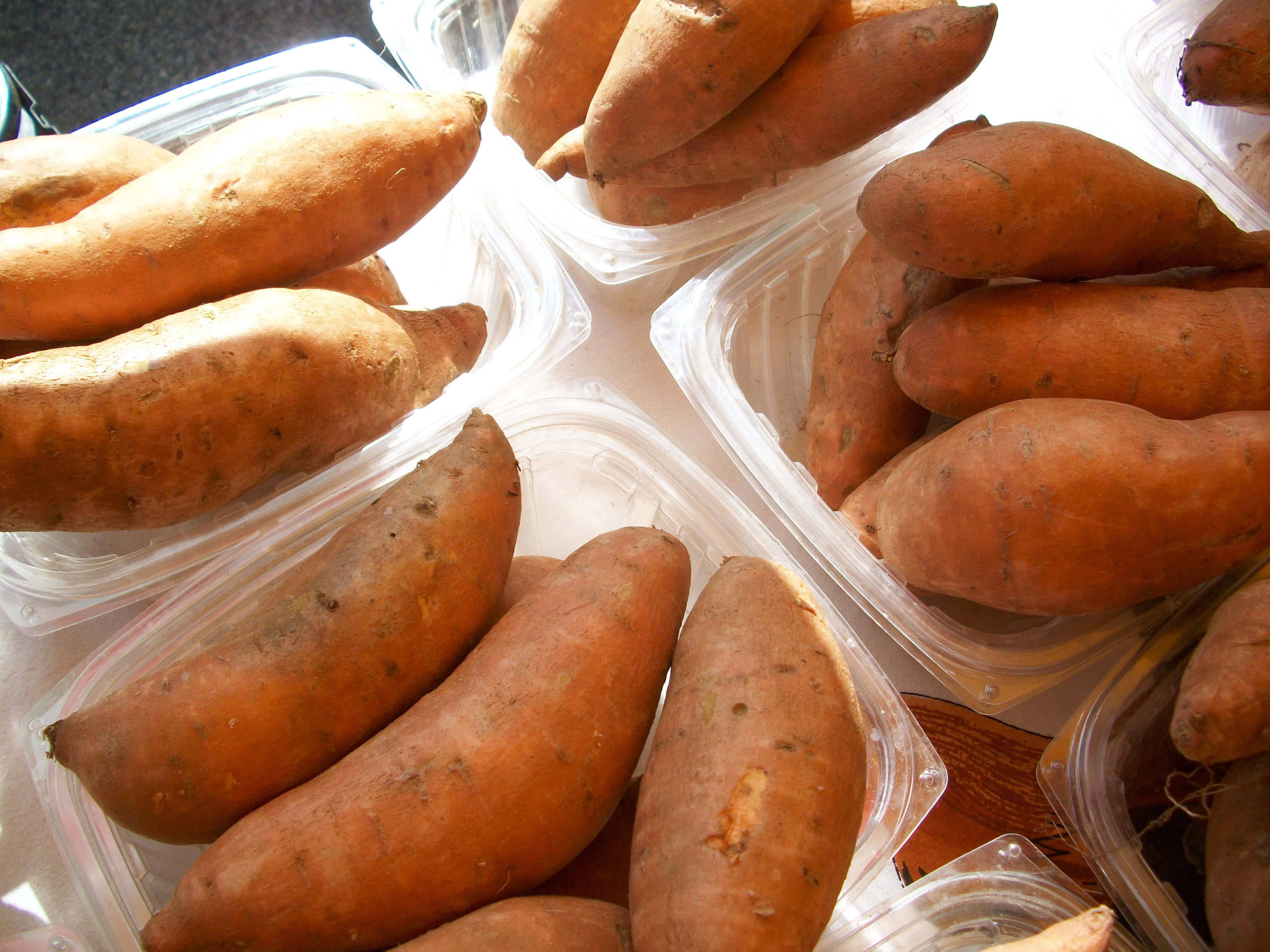 indoors, no people, sweet, starch, close-up, root, abundance, organic, retail, 2K, freshness, large group of objects, food and drink, potato, healthy eating, HD Wallpaper