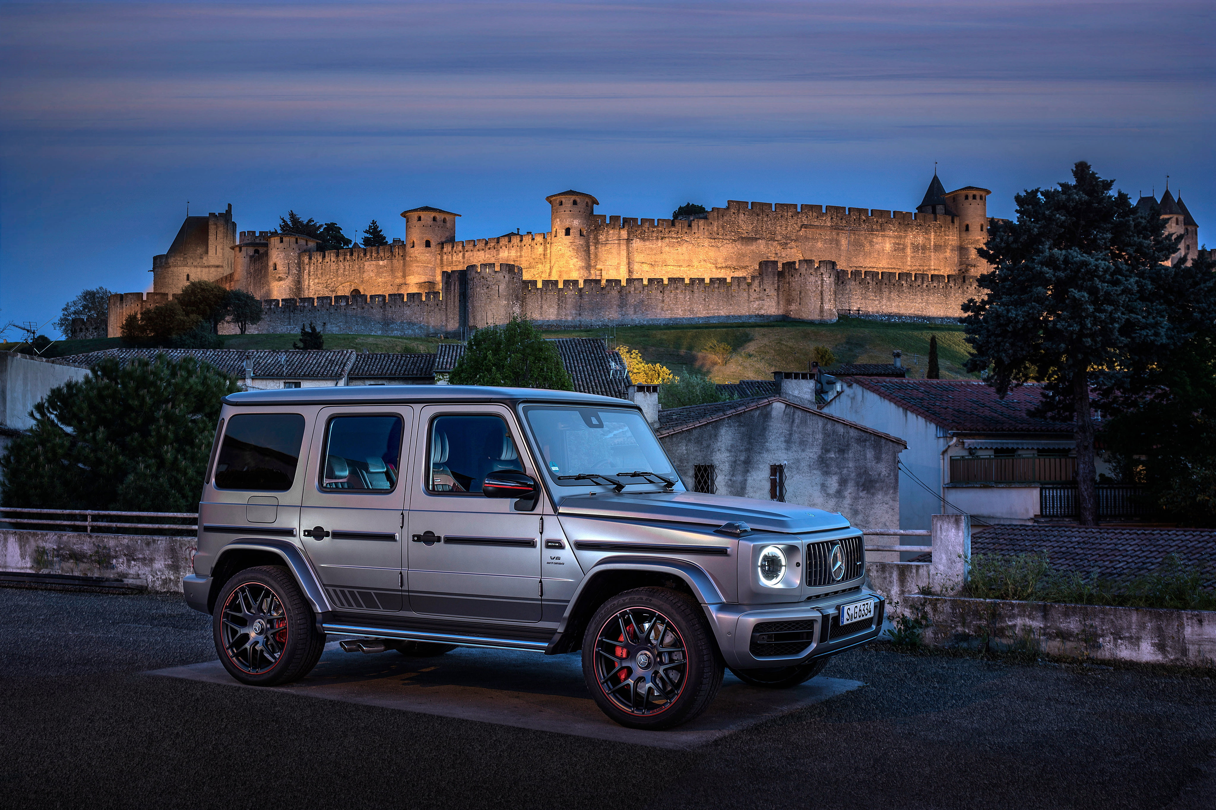 transportation, 2018 cars, mercedes benz, motor vehicle, cloud - sky, land vehicle, cars, car, building, castle, mercedes, building exterior, the past, HD Wallpaper