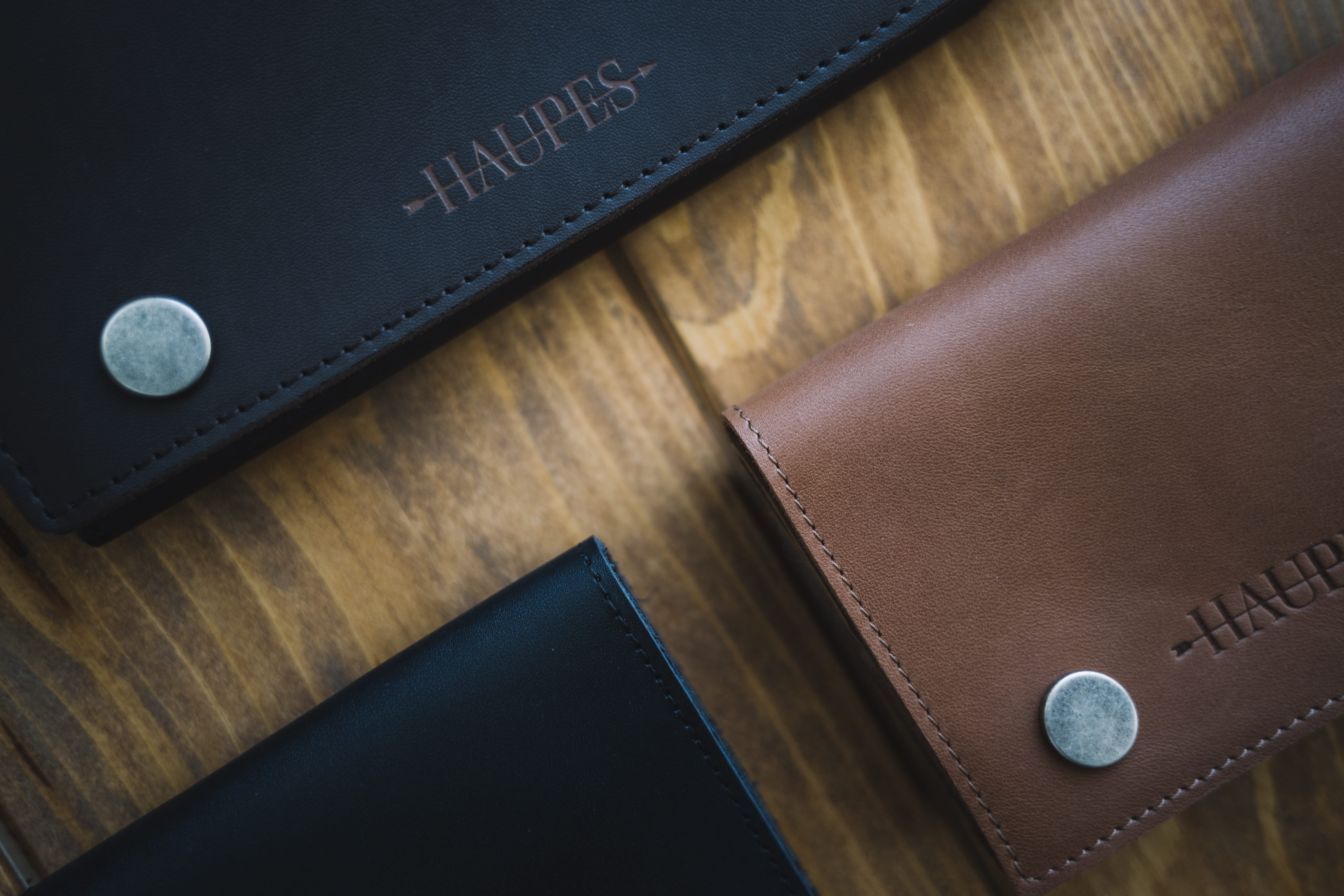 wallet, label, communication, paperwork, paper, education, high angle view, no people, indoors, finance, file binder, leather, id cards, haupes, studio shot, HD Wallpaper