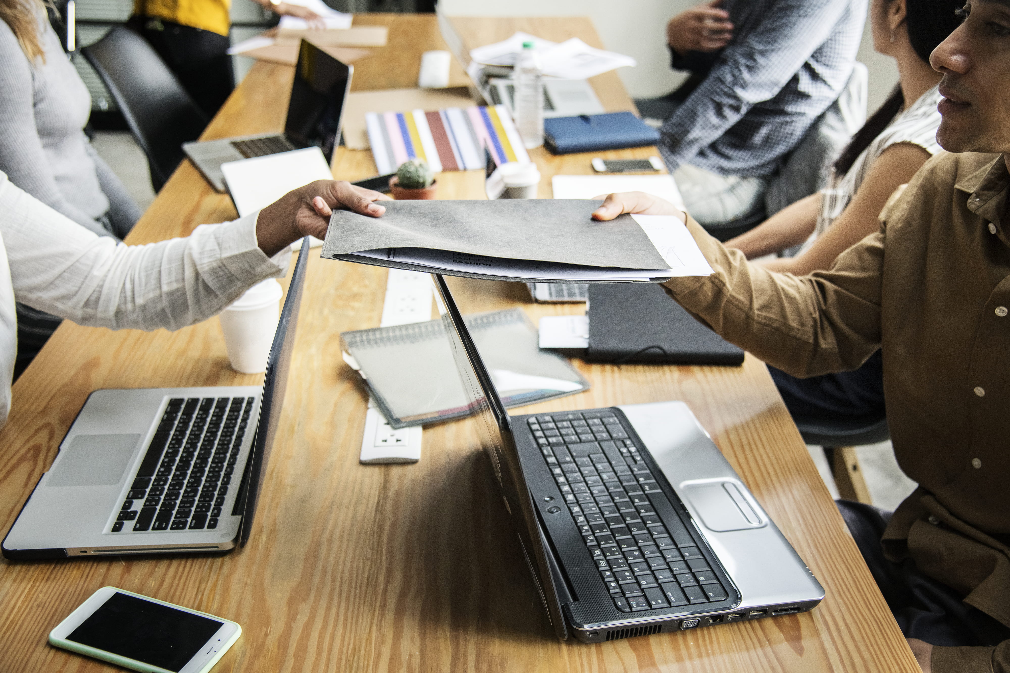 group of people, employee, table, women, computer, business, gray, desk, men, adult, work, businesswoman, paperwork, black, meeting, advice, working, digital device, HD Wallpaper