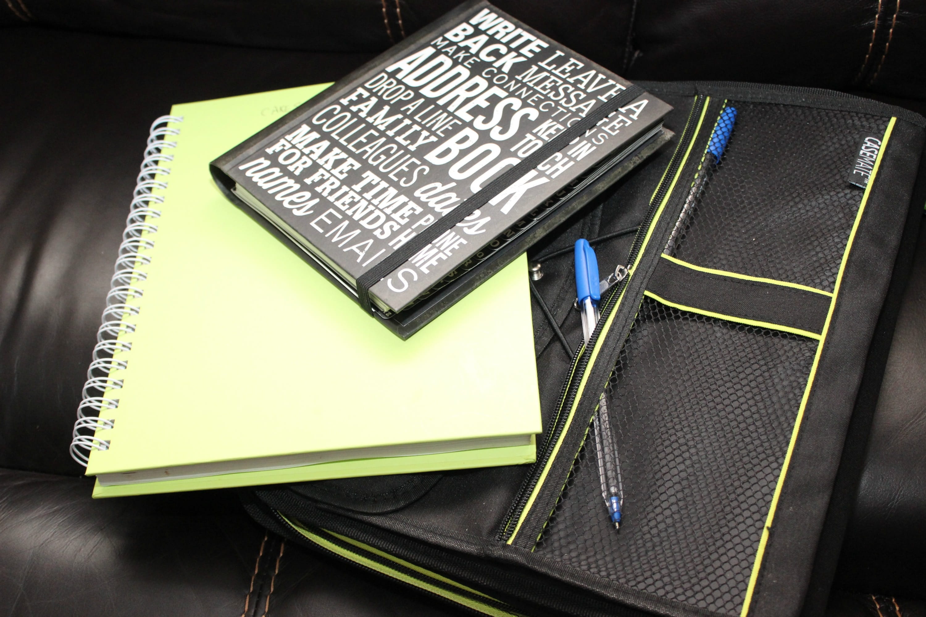 no people, School Book, western script, note pad, passport, Binder, stationery, Folder, publication, book, education, leather, binder, day, text, Notebook, HD Wallpaper