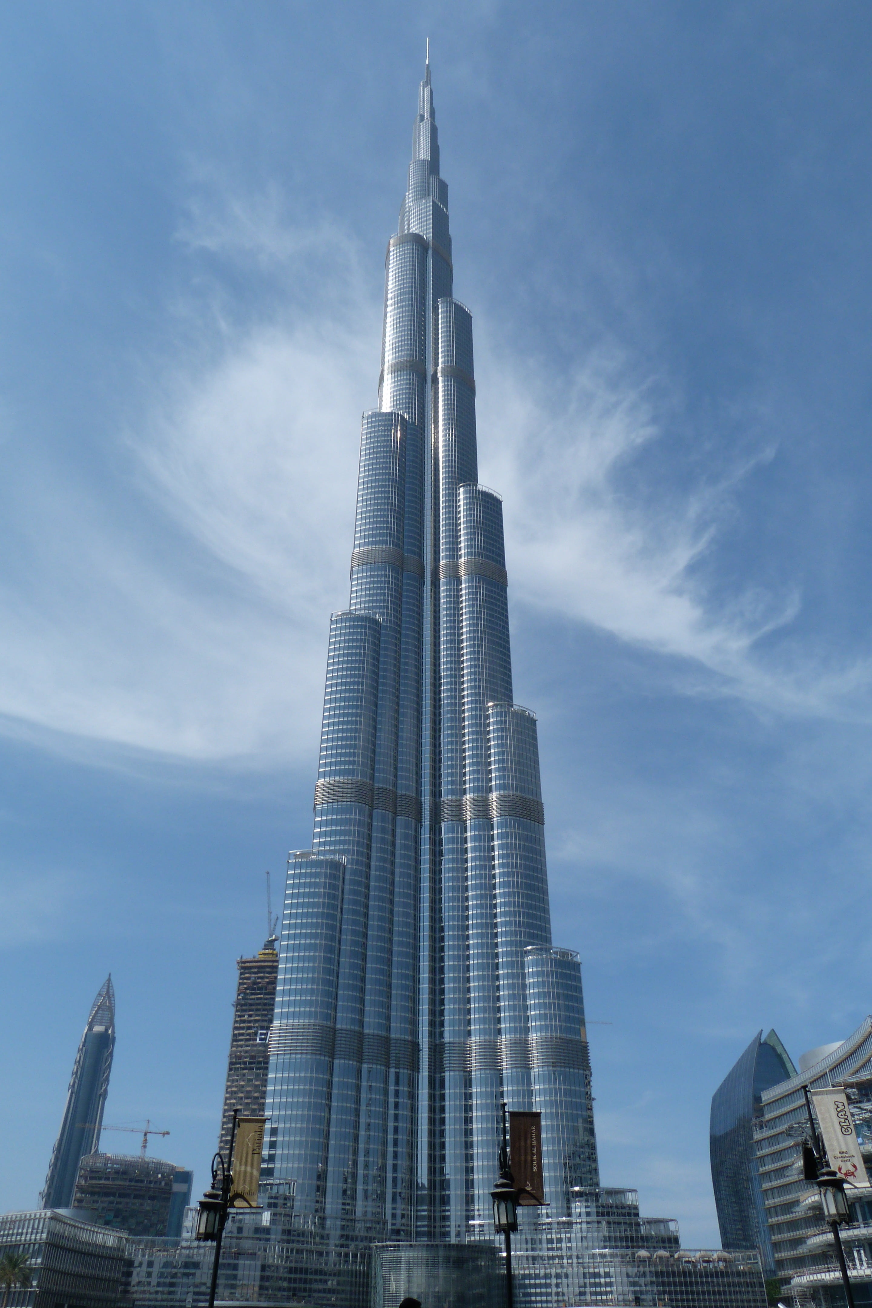 built structure, cloud - sky, blue, sky, nature, modern, burj, cityscape, office, tall - high, dubai, outdoors, concrete, building, office building exterior, Phone HD Wallpaper