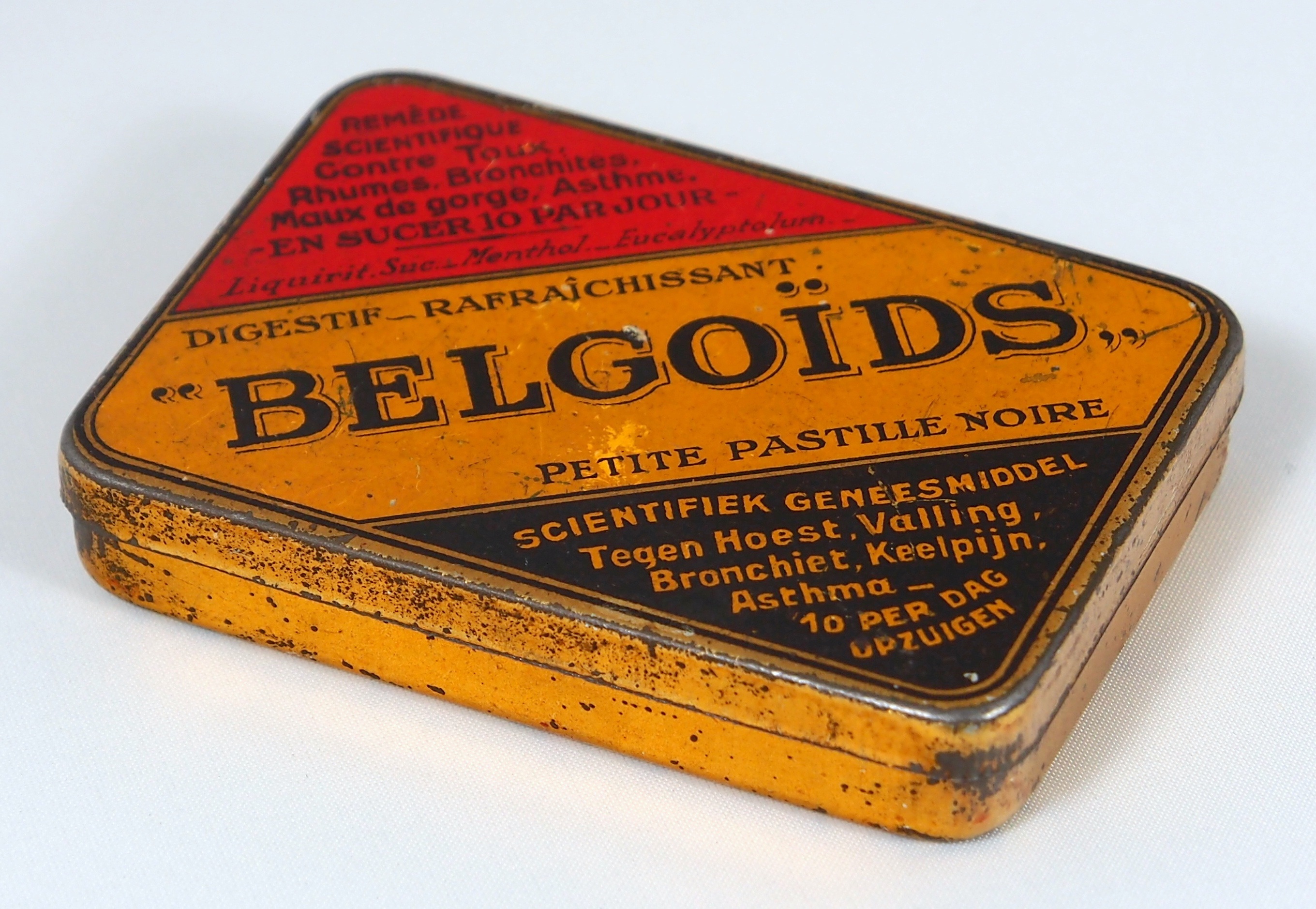 wealth, yellow, packaging, western script, studio shot, tin, belgoids, historic, indoors, dutch, single object, white background, finance, text, red, 2K, HD Wallpaper