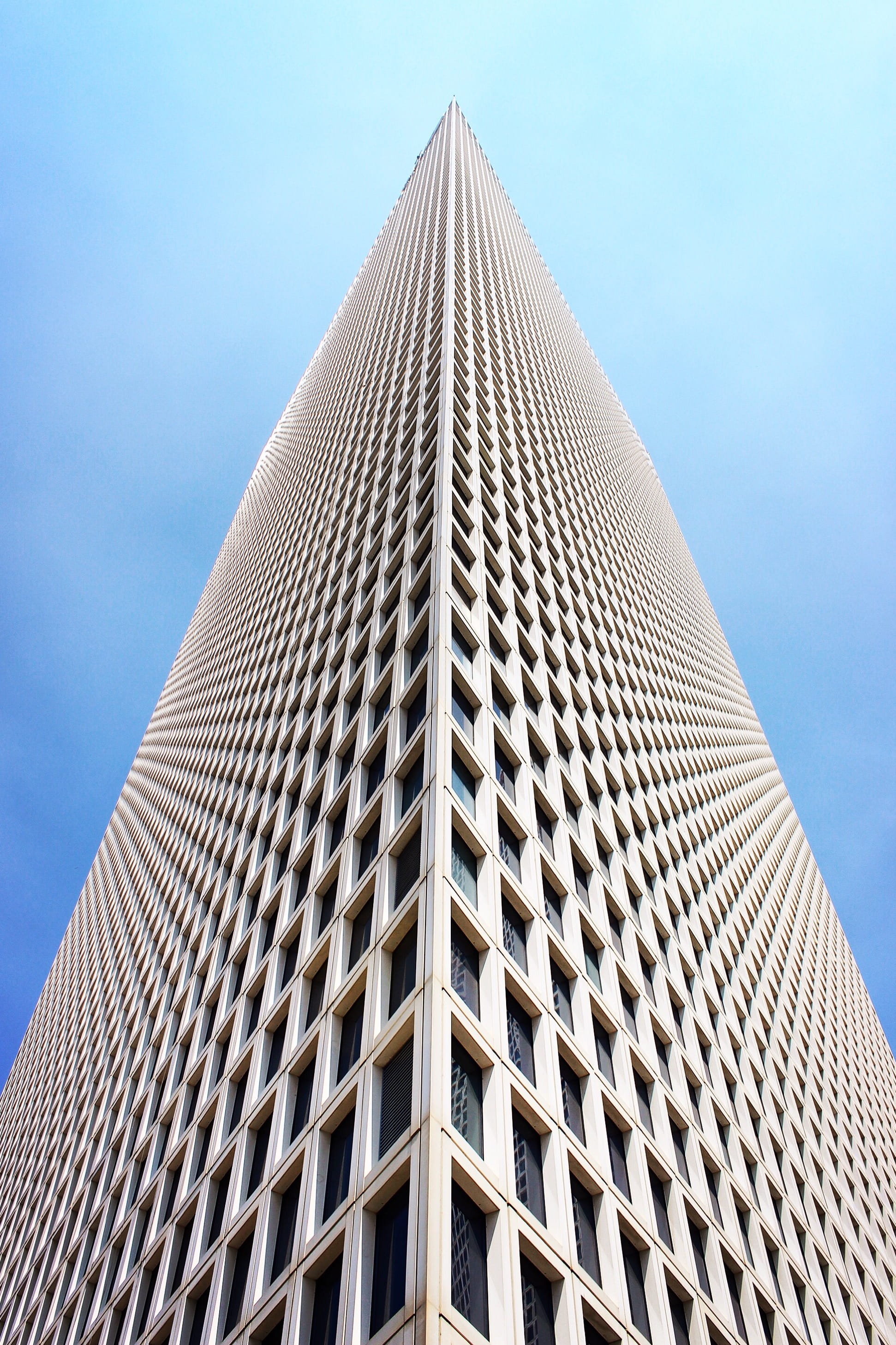 facade, downtown District, business, low Angle View, finance, clear sky, beige, office building exterior, high-rise building, tower, day, window, building Exterior, Phone HD Wallpaper