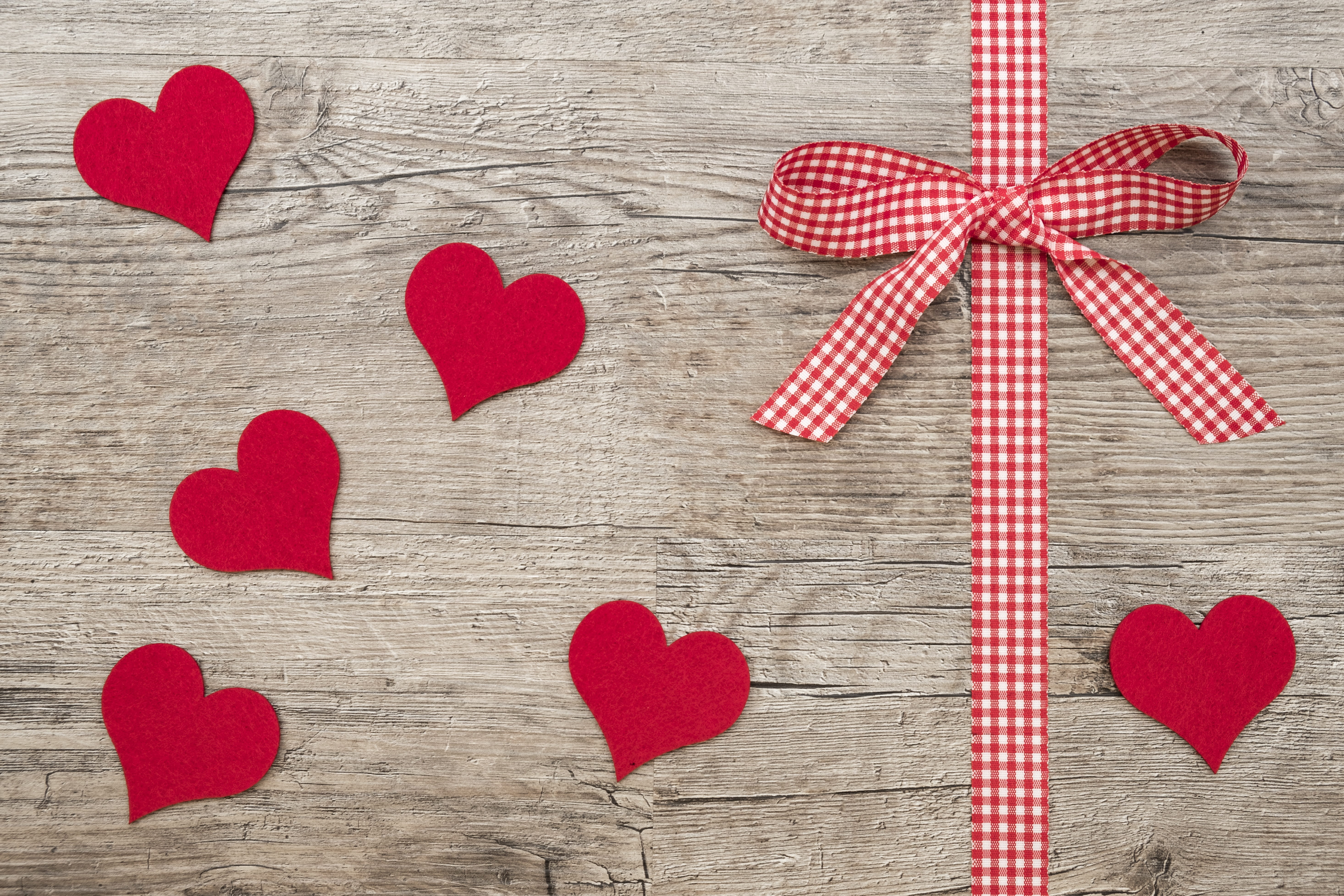 heart shape, gift voucher, wood - material, valentines day, romance, heart, birthday, design, gift, 5K, valentines day - holiday, paper, invitation, decoration, HD Wallpaper
