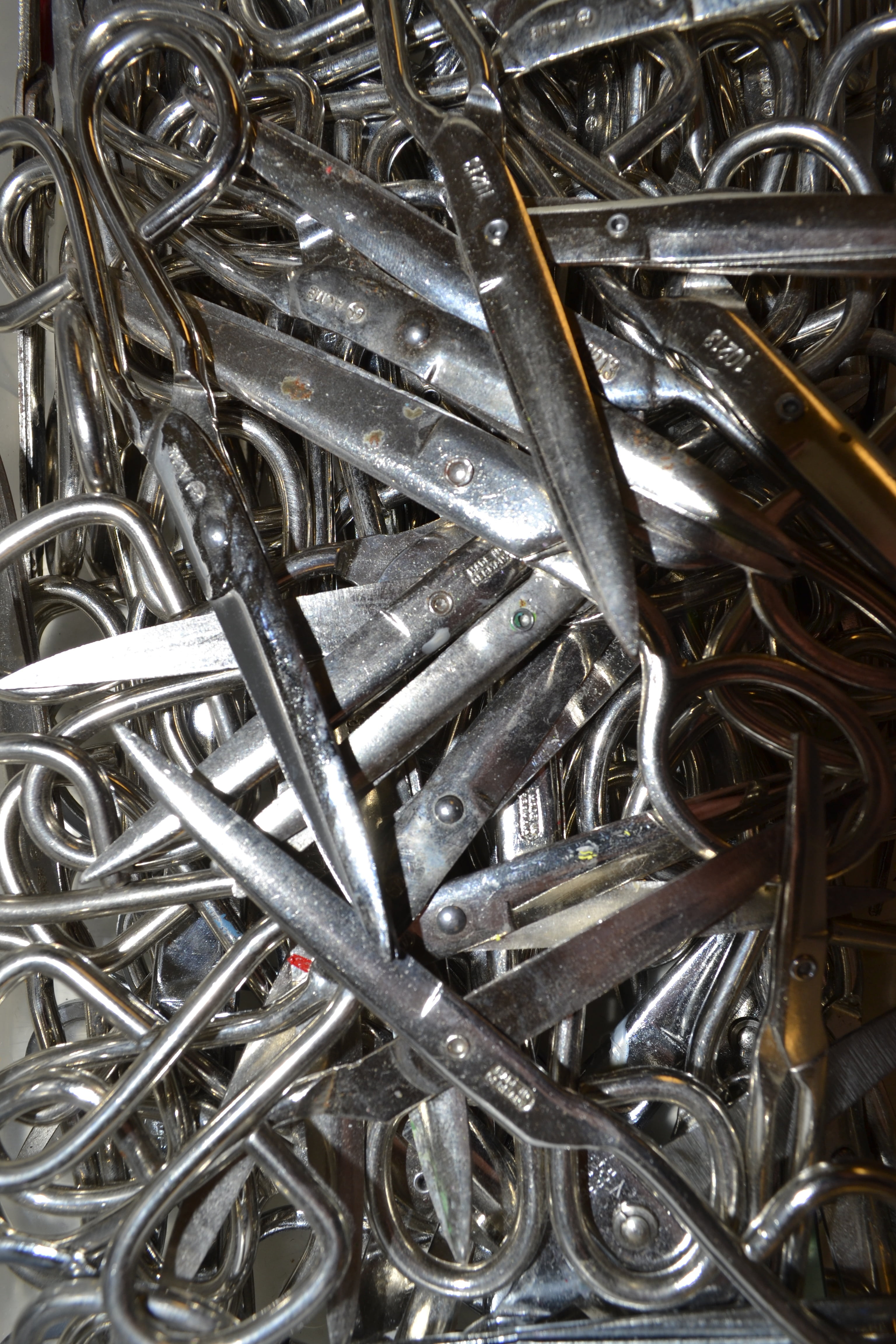 high angle view, large group of objects, abundance, man made object, hand tool, work tool, 4K, tools, paper clip, metal, supplies, choice, close-up, teacher, Phone HD Wallpaper