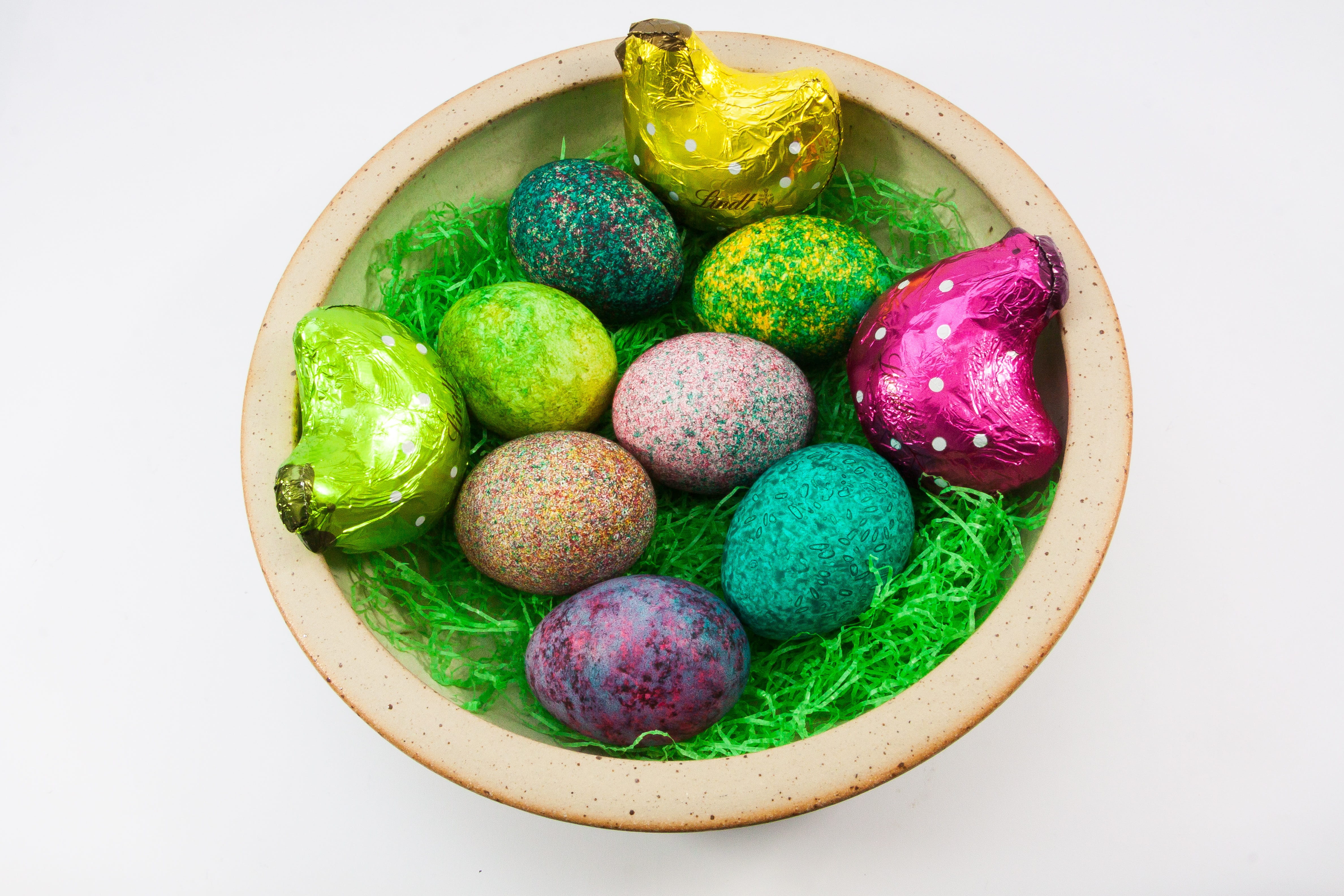 no people, white background, fruit, 4K, temptation, food and drink, Colored, bowl, painted egg, indoors, Easter, chocolate, cut out, directly above, violet, HD Wallpaper