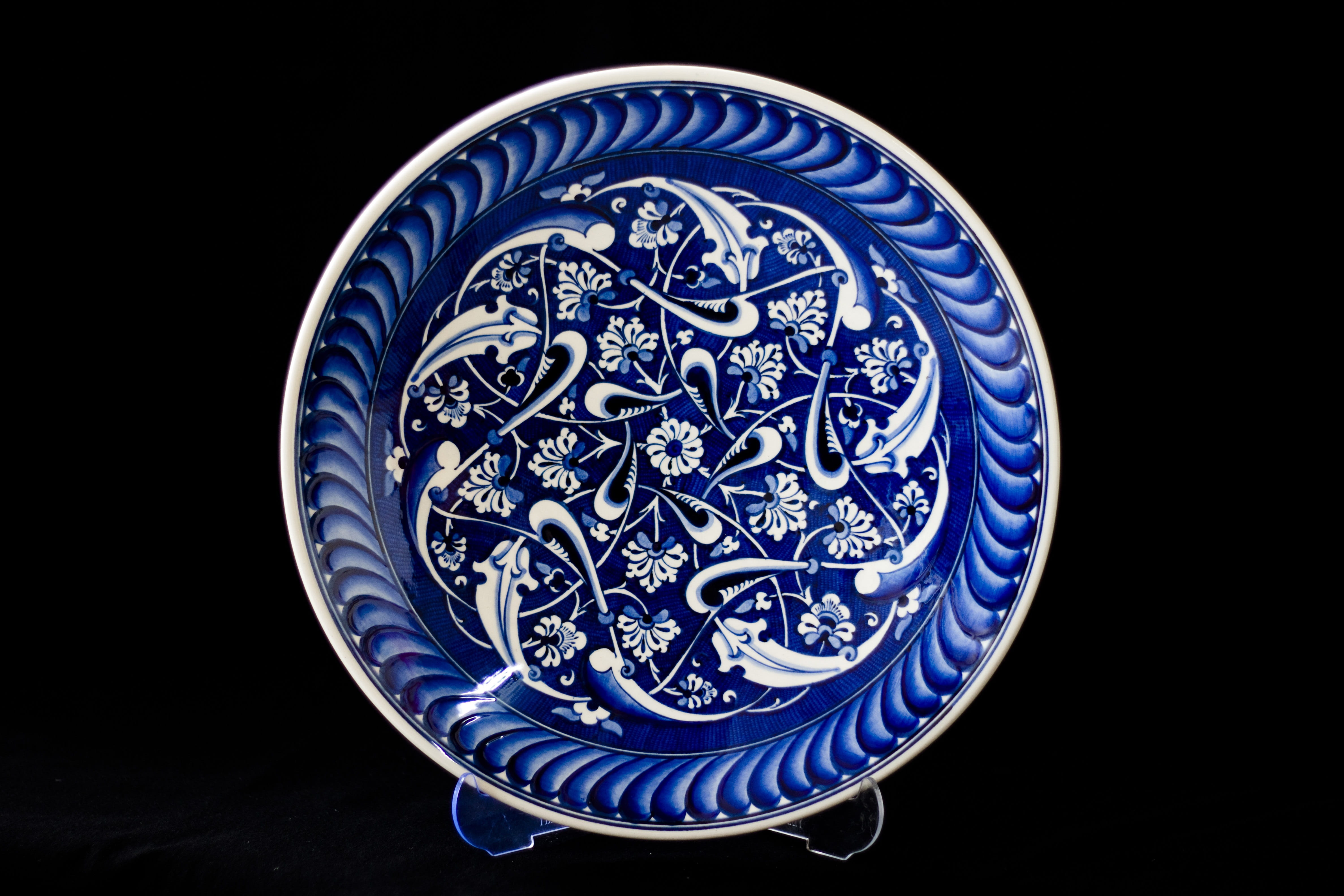 atalay melahat glow, ceramic, design, hare tile, still life, ornate, increased, container, indoors, no people, Plate, studio shot, close-up, pattern, 4K, HD Wallpaper
