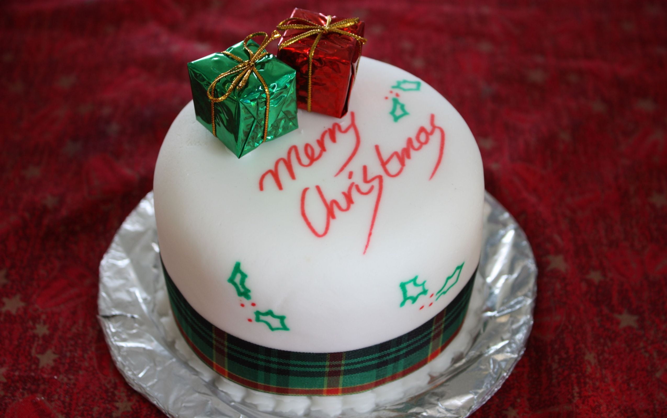 celebration event, festival, sweet food, Christmas, communication, sweet, close-up, food and drink, event, celebration, temptation, traditional, text, white, HD Wallpaper