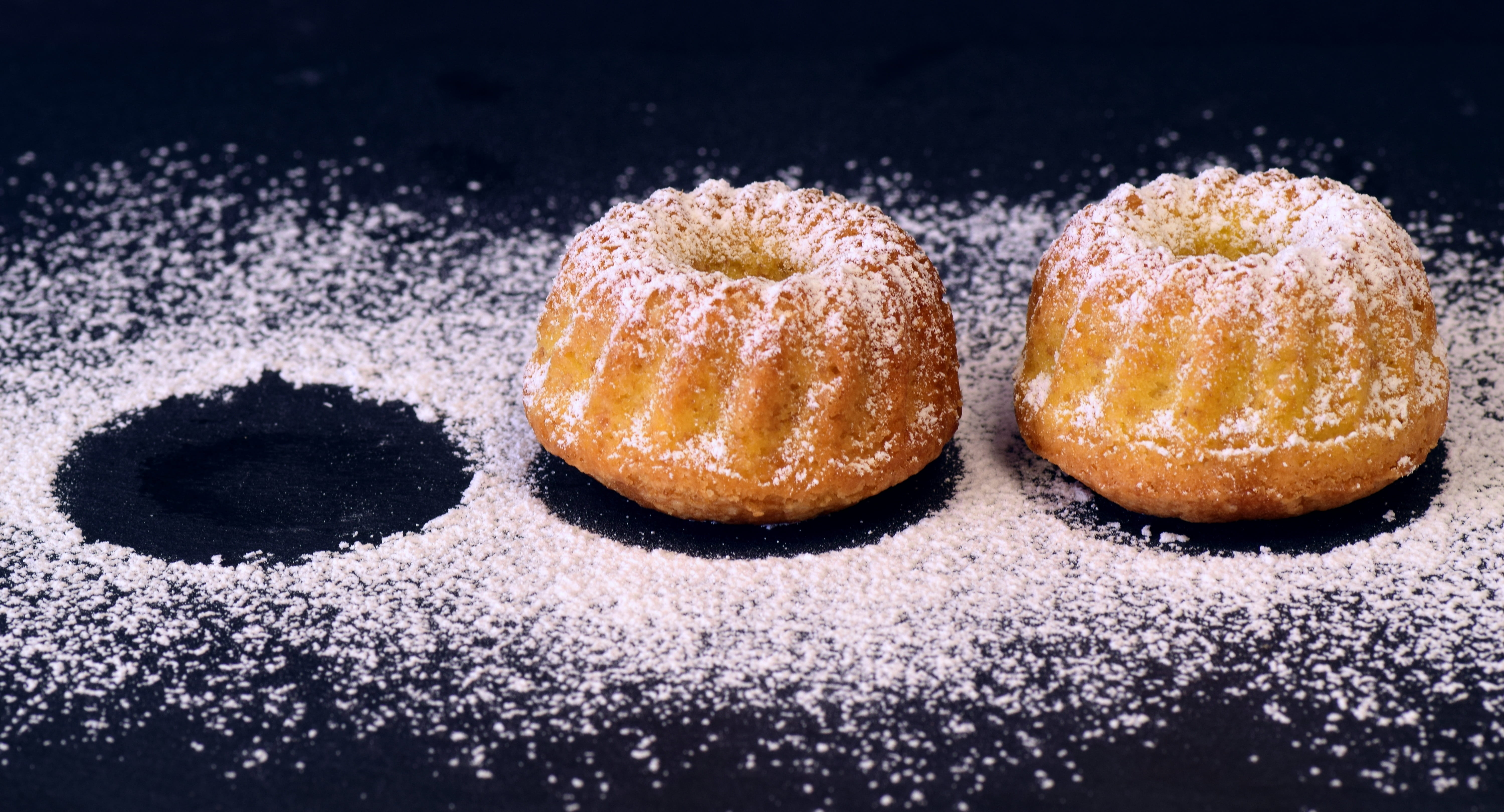 no people, bowl cake, snack, sugared, group of objects, sugar, nibbled, french food, small, sweet, close-up, sweet food, cakes, food and drink, dessert, HD Wallpaper