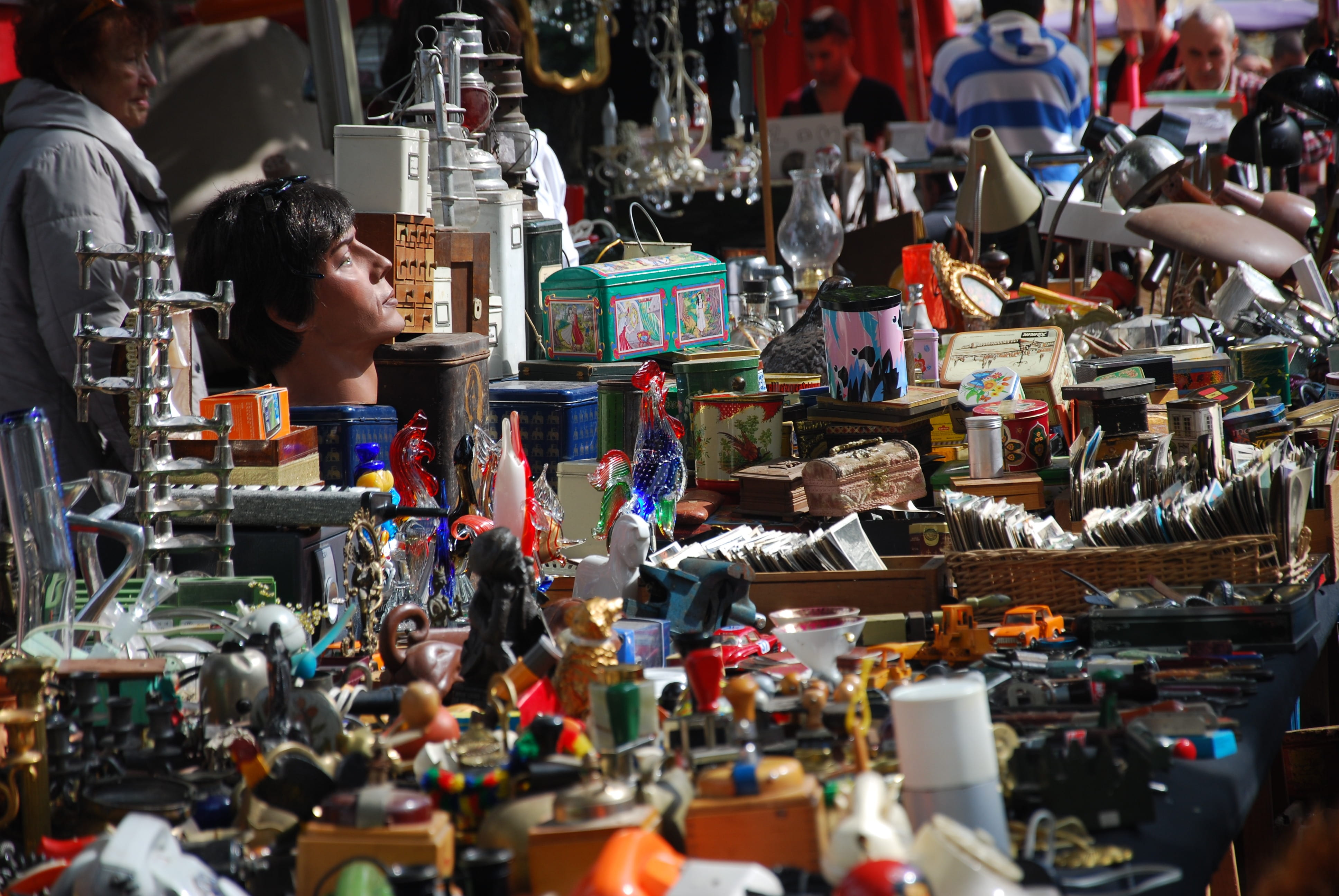 arrangement, adult, market, browse, sale, shopping, real people, small business, men, collection, market stall, 4K, for sale, consumerism, flea market, HD Wallpaper