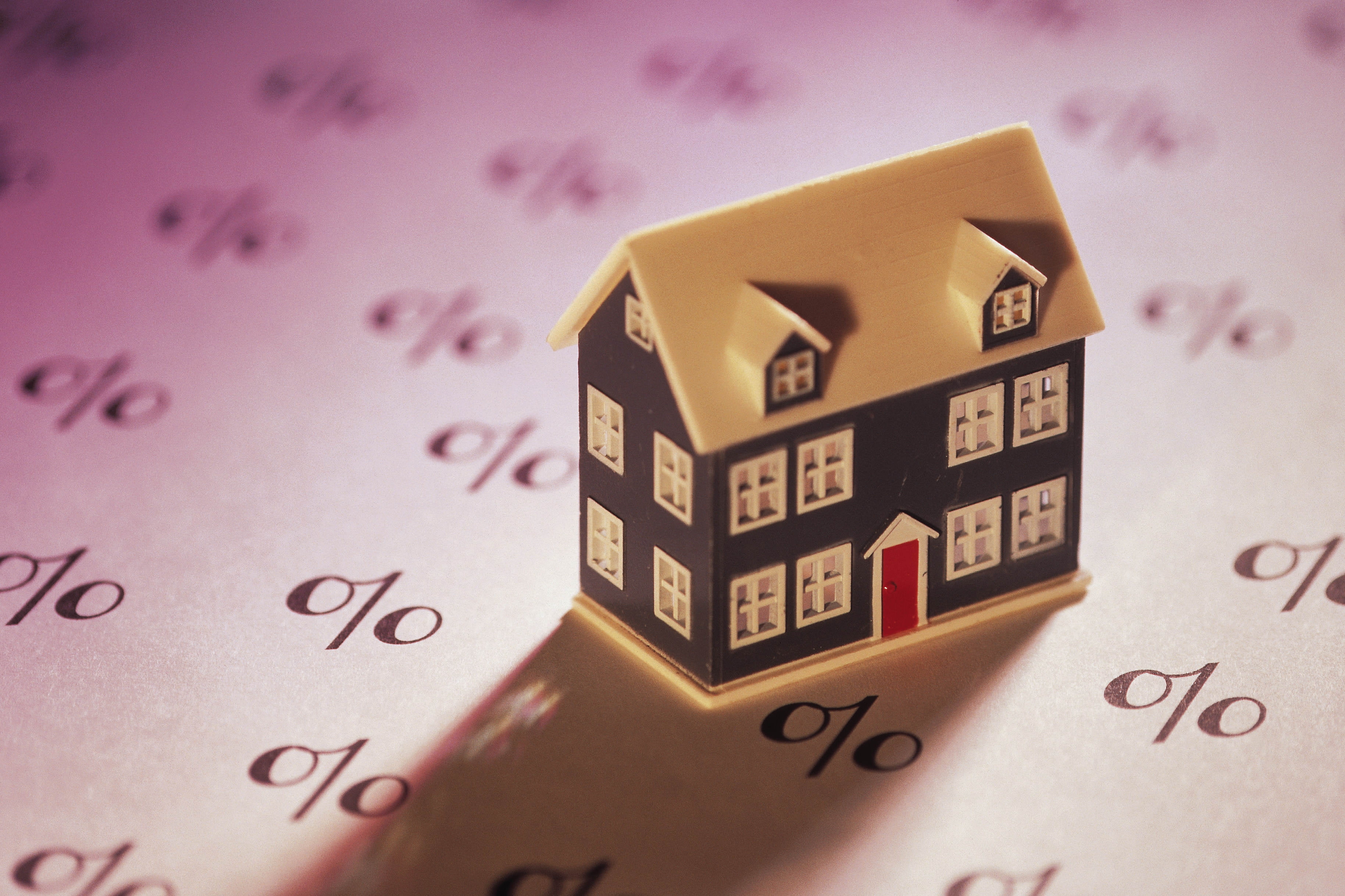 black, toy, home Ownership, connection, western script, leisure games, 2K, high angle view, no people, percentage, investment, arts culture and entertainment, HD Wallpaper