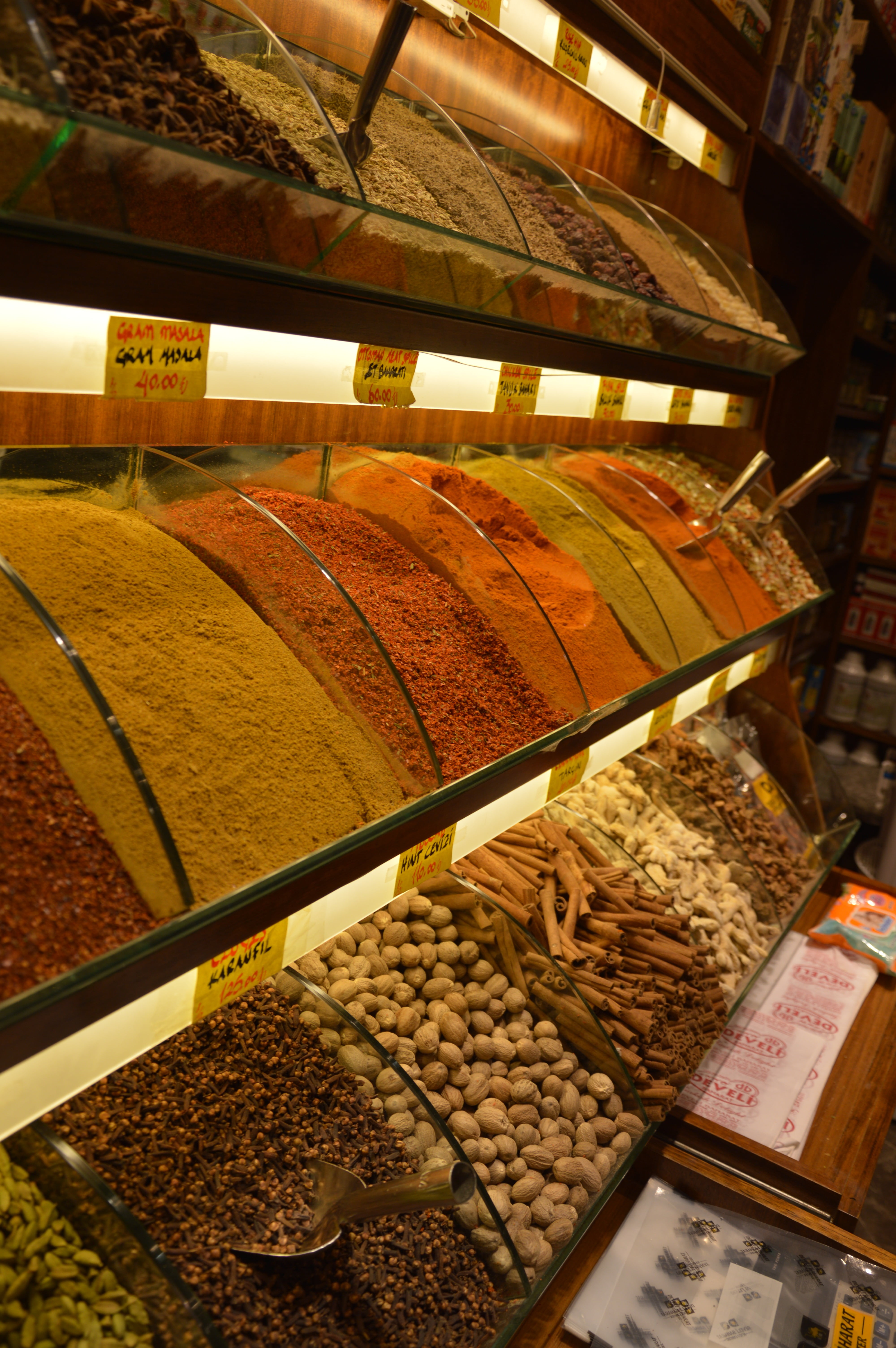 orient, freshness, 5K, container, for sale, food and drink, spices, choice, abundance, text, variation, indoors, dealer, large group of objects, istanbul, Phone HD Wallpaper