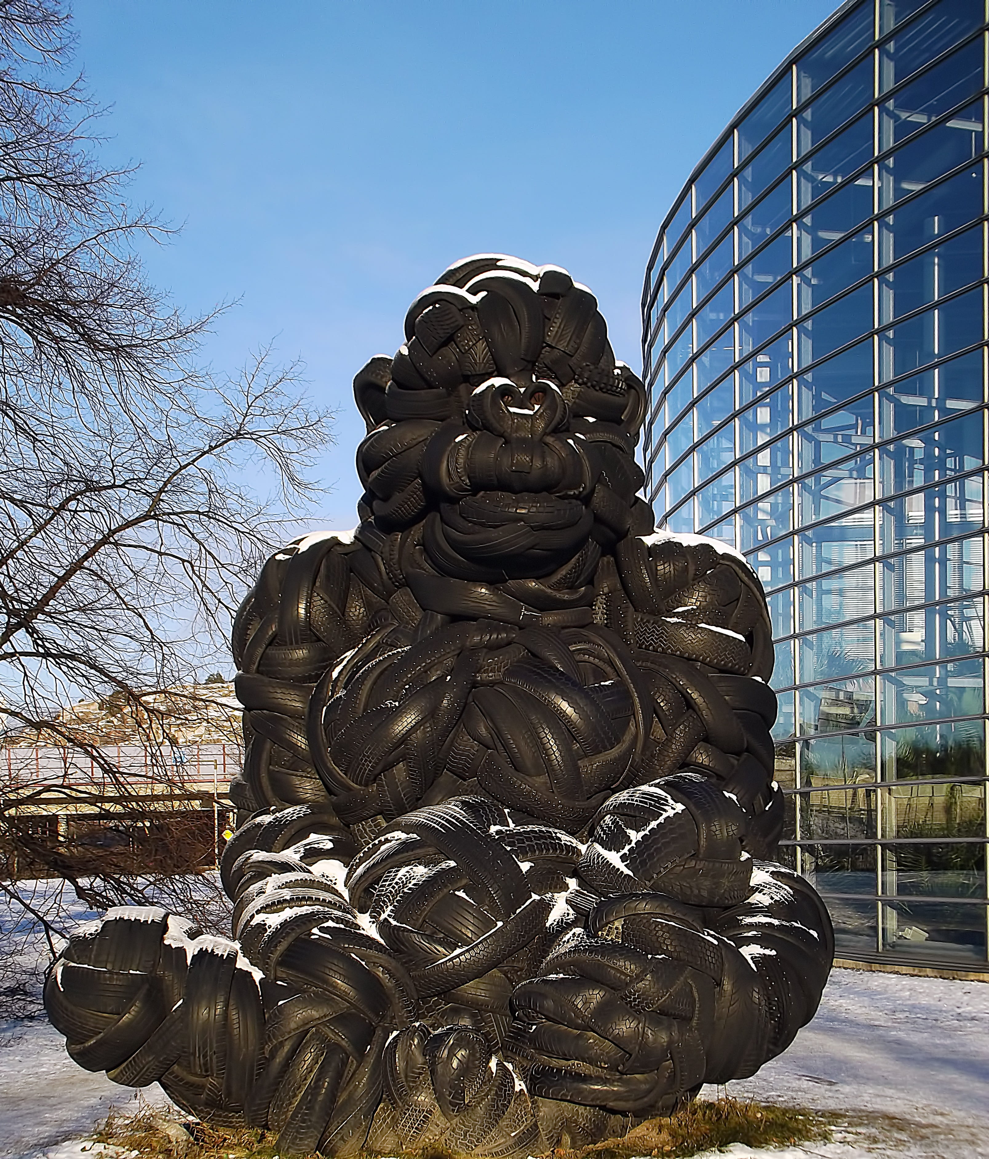 villu jaanisoo, low angle view, plant, male likeness, university, sky, car tires, statue, corona, windows, art and craft, gorilla, day, everything is possible, Phone HD Wallpaper
