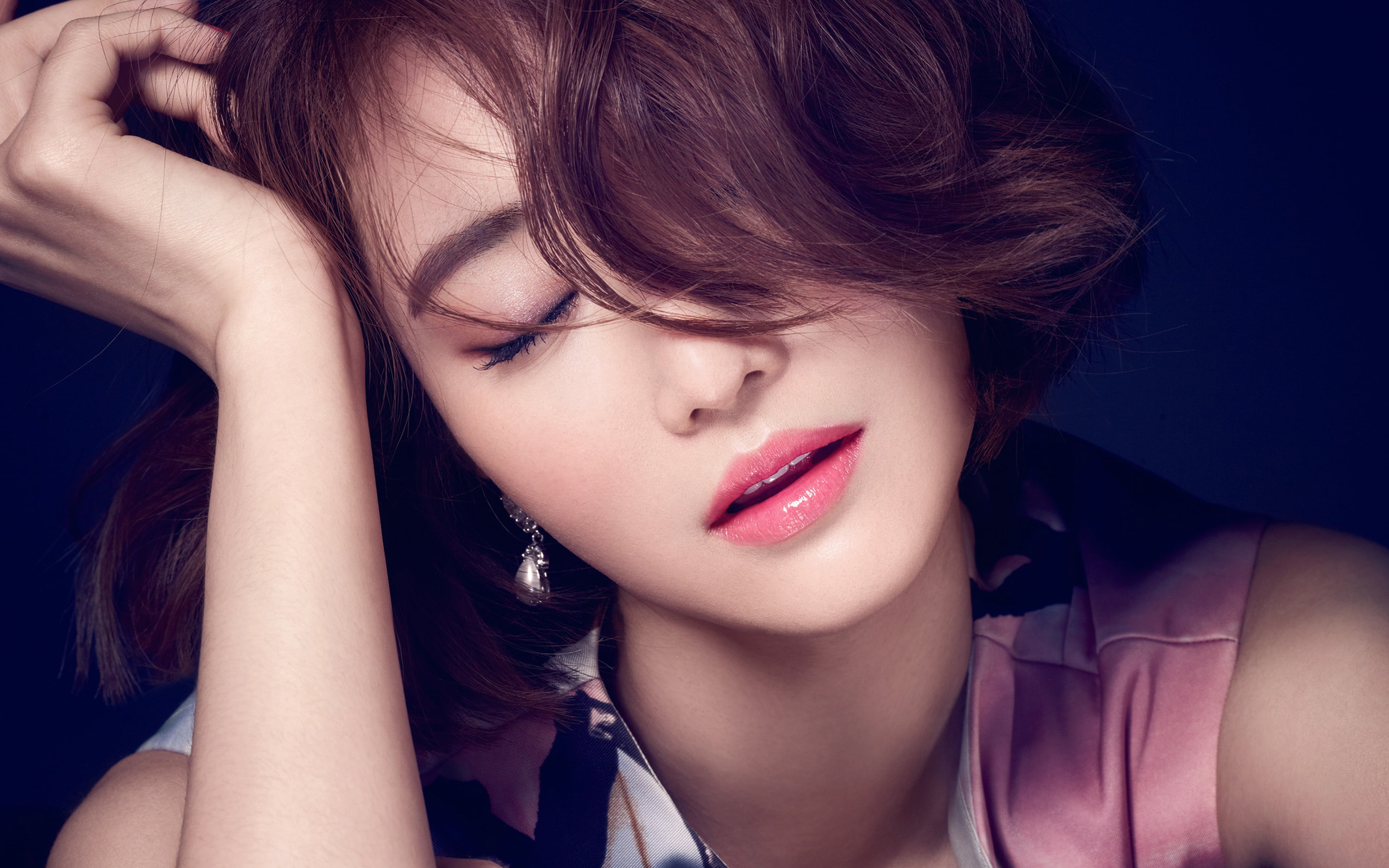 ko, close-up, film, 4K, beautiful woman, young women, human hair, kpop, child, looking at camera, hee, one person, beauty, closed, actress, portrait, front view, HD Wallpaper