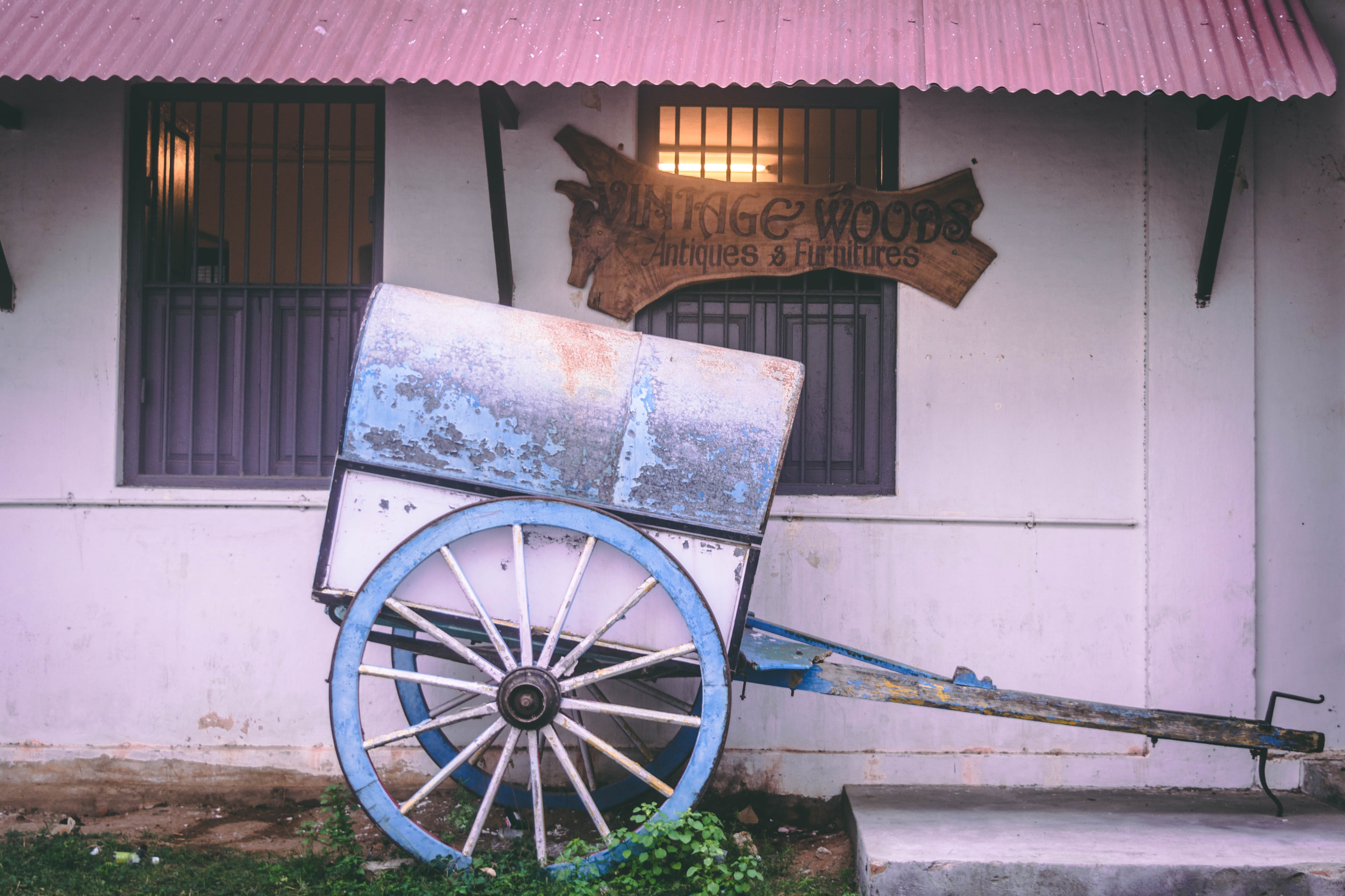 transportation, day, built structure, old, abandoned, outdoors, 5K, puducherry, white town, building exterior, no people, wall, house, architecture, building, HD Wallpaper