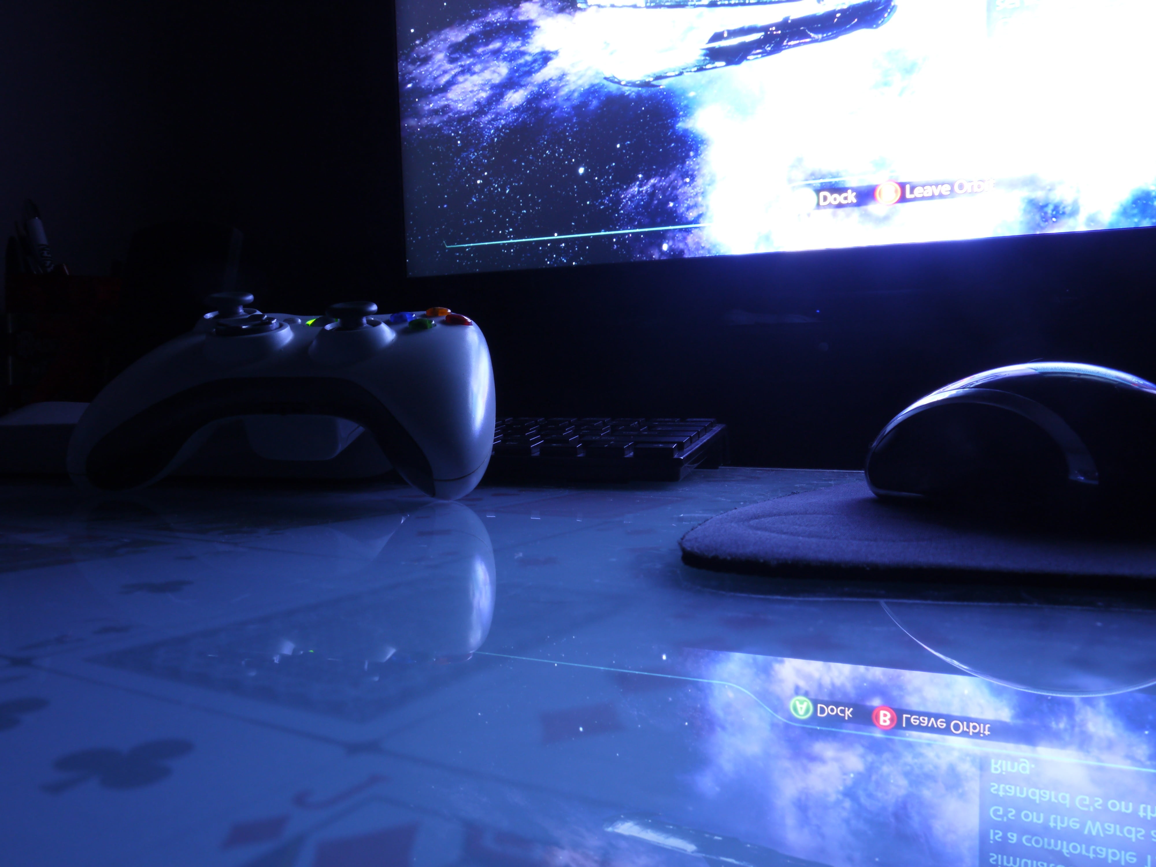 desktop, gaming, connection, night, day, chair, modern, home interior, workstation, white, office, table, computer monitor, technology, still life, glass - material, HD Wallpaper