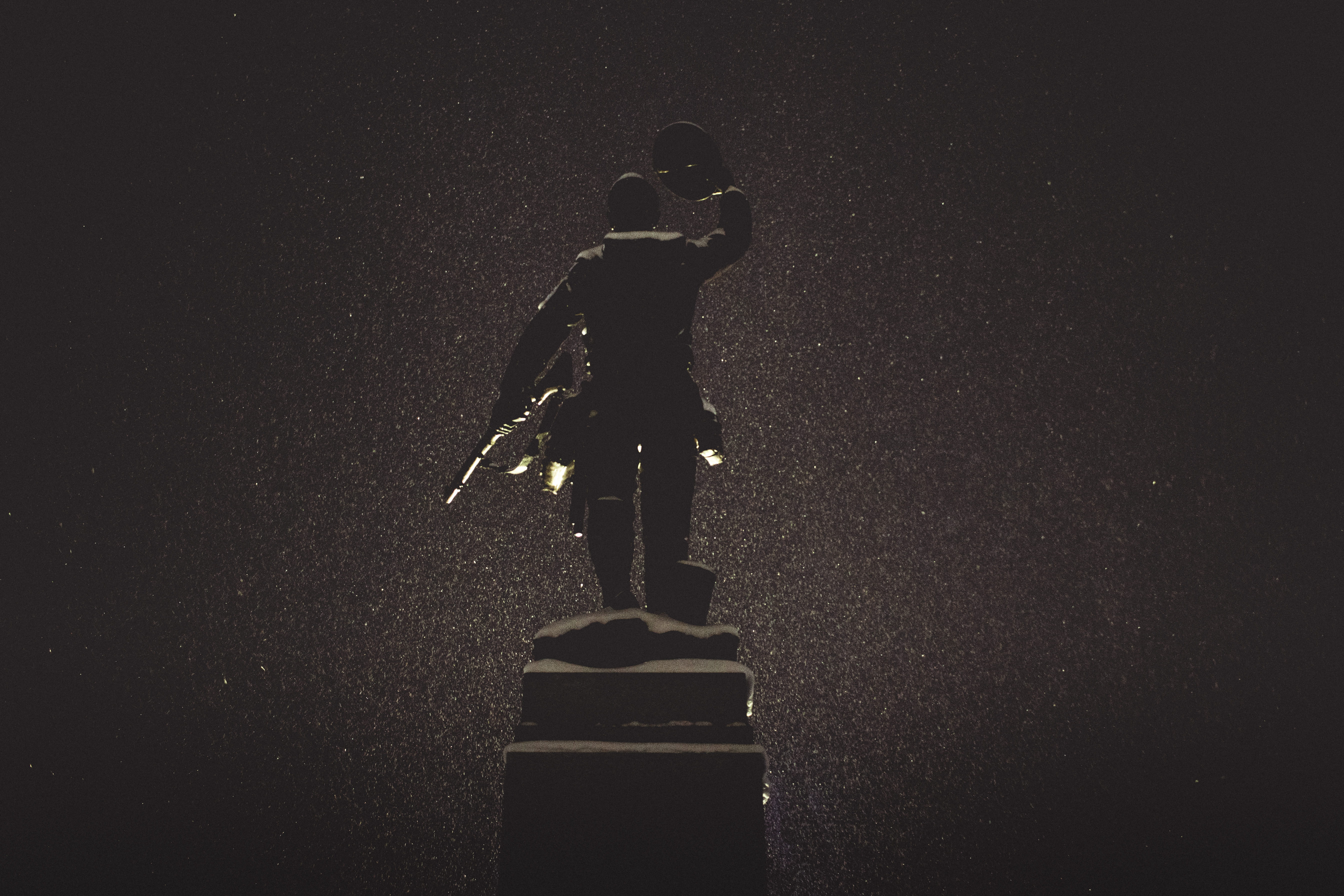 silhouette, craft, male, art and craft, holding, full length, low angle view, nature, night, no people, outdoors, background, standing, memorial, female likeness, HD Wallpaper