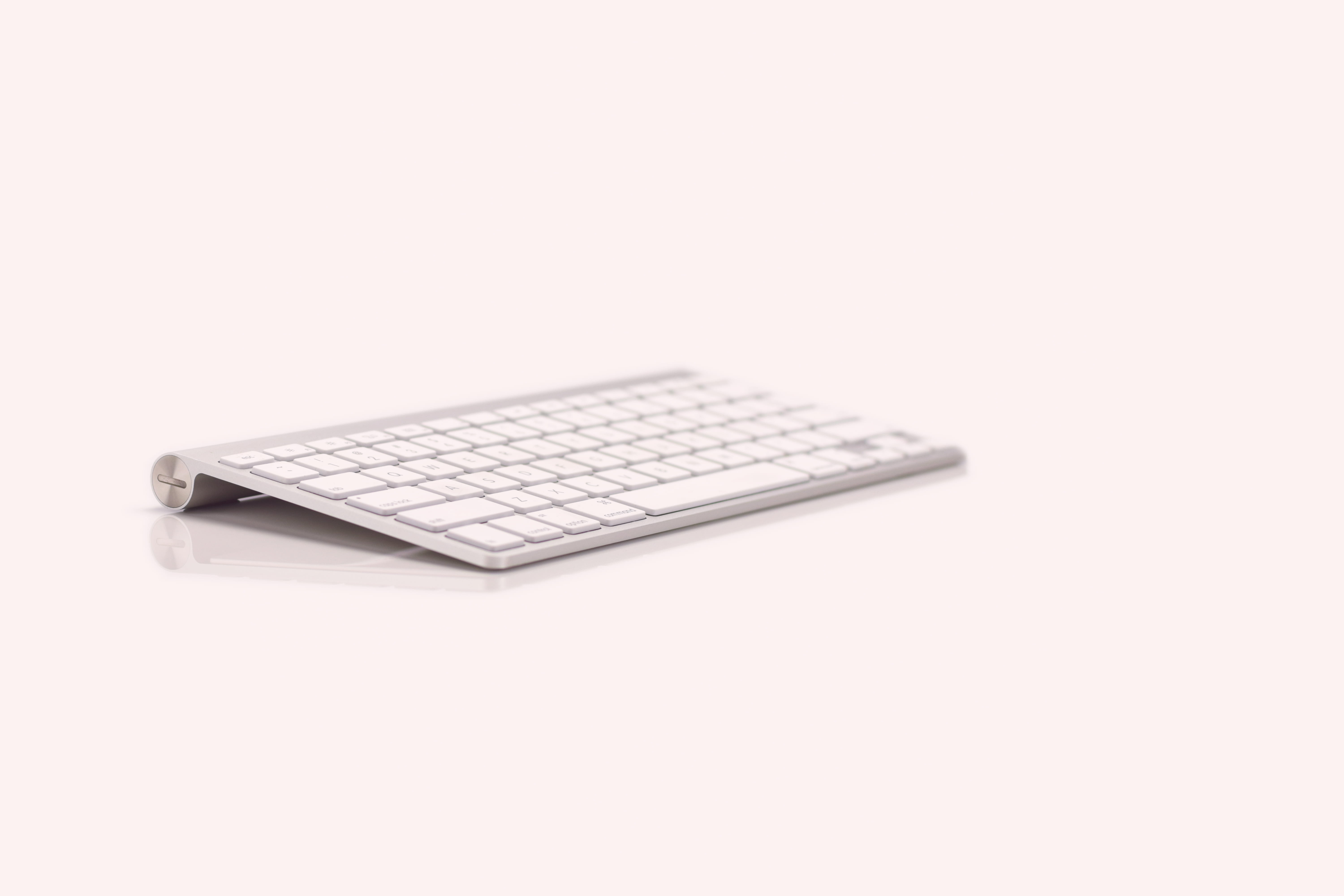 equipment, communication, white background, close-up, computer equipment, wireless technology, keyboard, apple, connection, computer part, copy space, computer key, HD Wallpaper