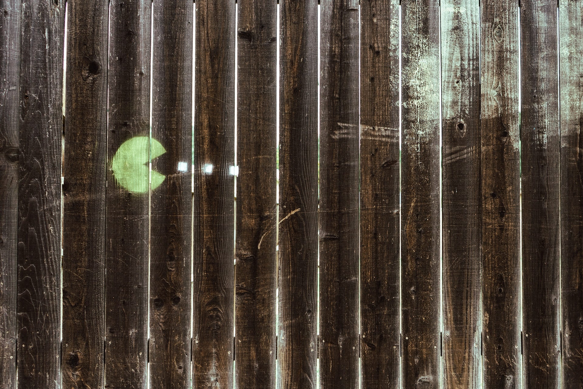 pane, wall - building feature, fence, close-up, sunlight, full frame, boards, wood - material, graffiti, day, hanging, decoration, pattern, planks, motion, HD Wallpaper