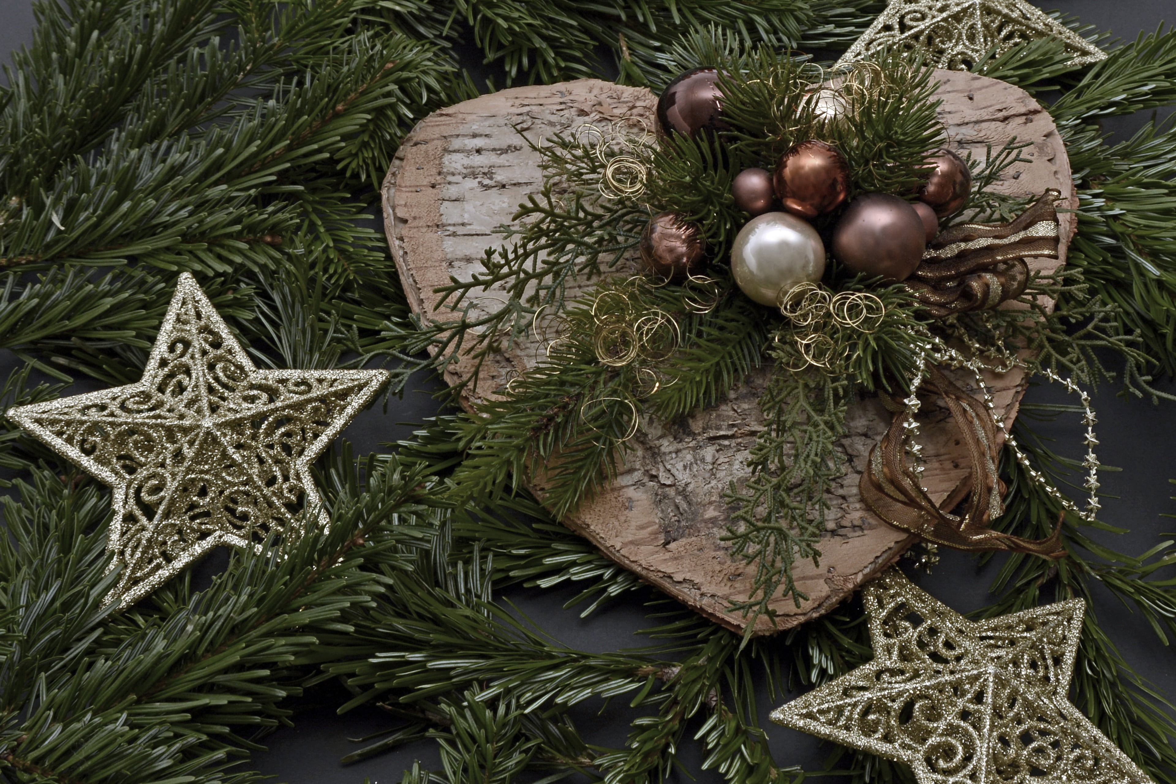 advent, christmas, christmas balls, tree, balls, green, christmas tree, christmas decoration, nature, wall, christmas images, close-up, gift, holiday, food and drink, HD Wallpaper
