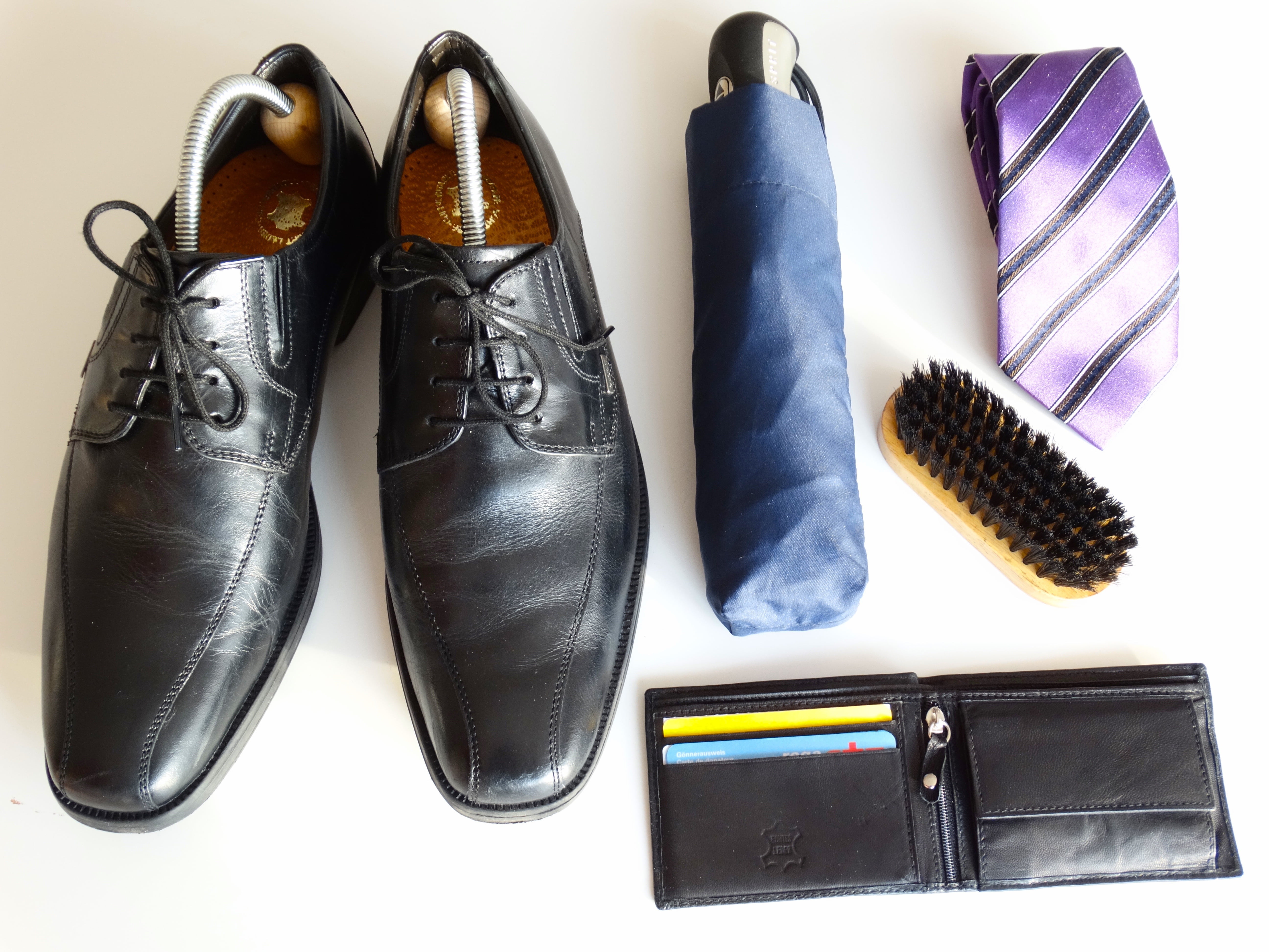 black color, choice, business, leather, still life, no people, purple, black, indoors, luxury, pair, clothing, formalwear, order, directly above, close-up, HD Wallpaper