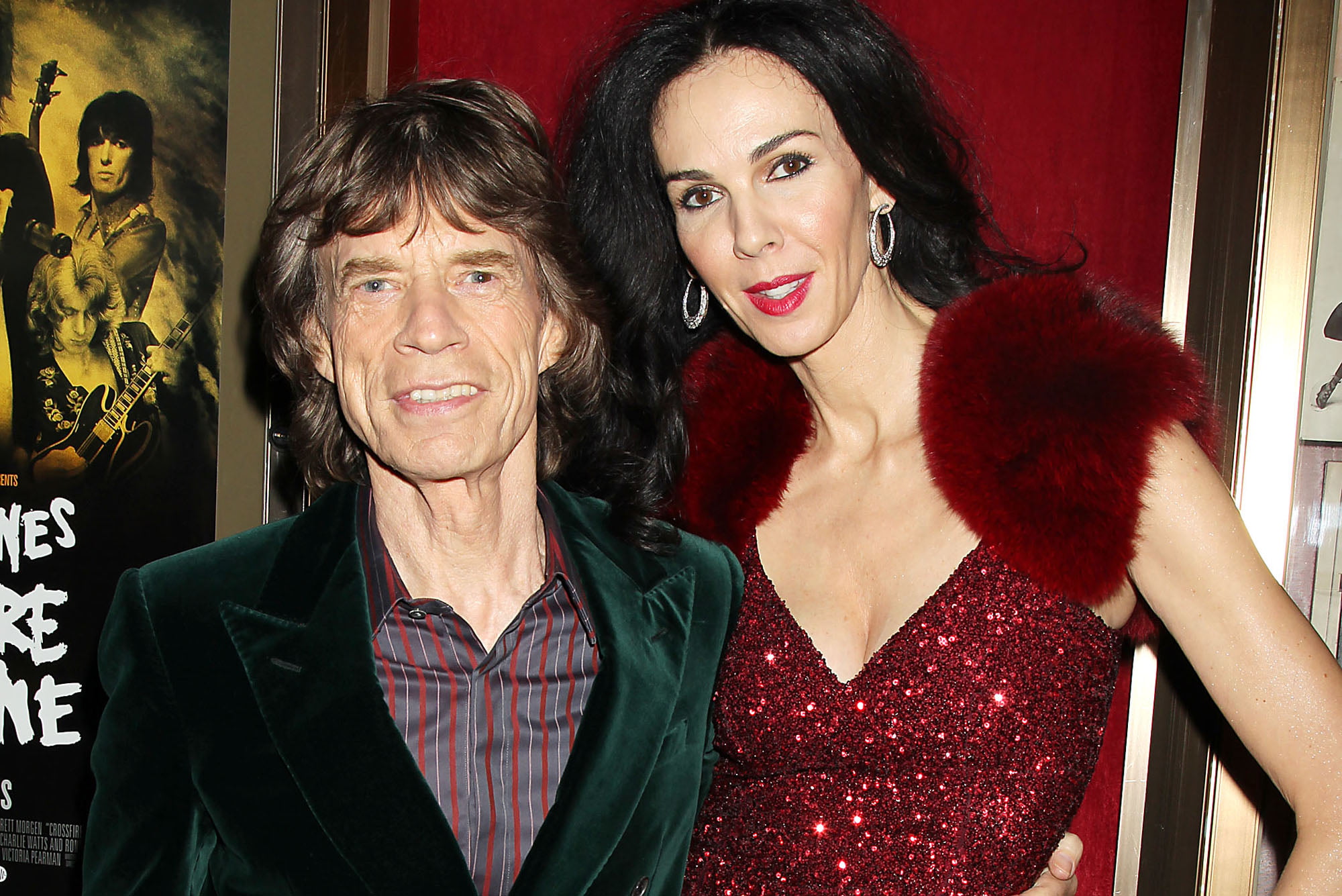 looking At Camera, young women, mature Adult, suit, women, fun, beautiful woman, beauty, people, indoors, mick jagger, portrait, the rolling stones, emotion, HD Wallpaper