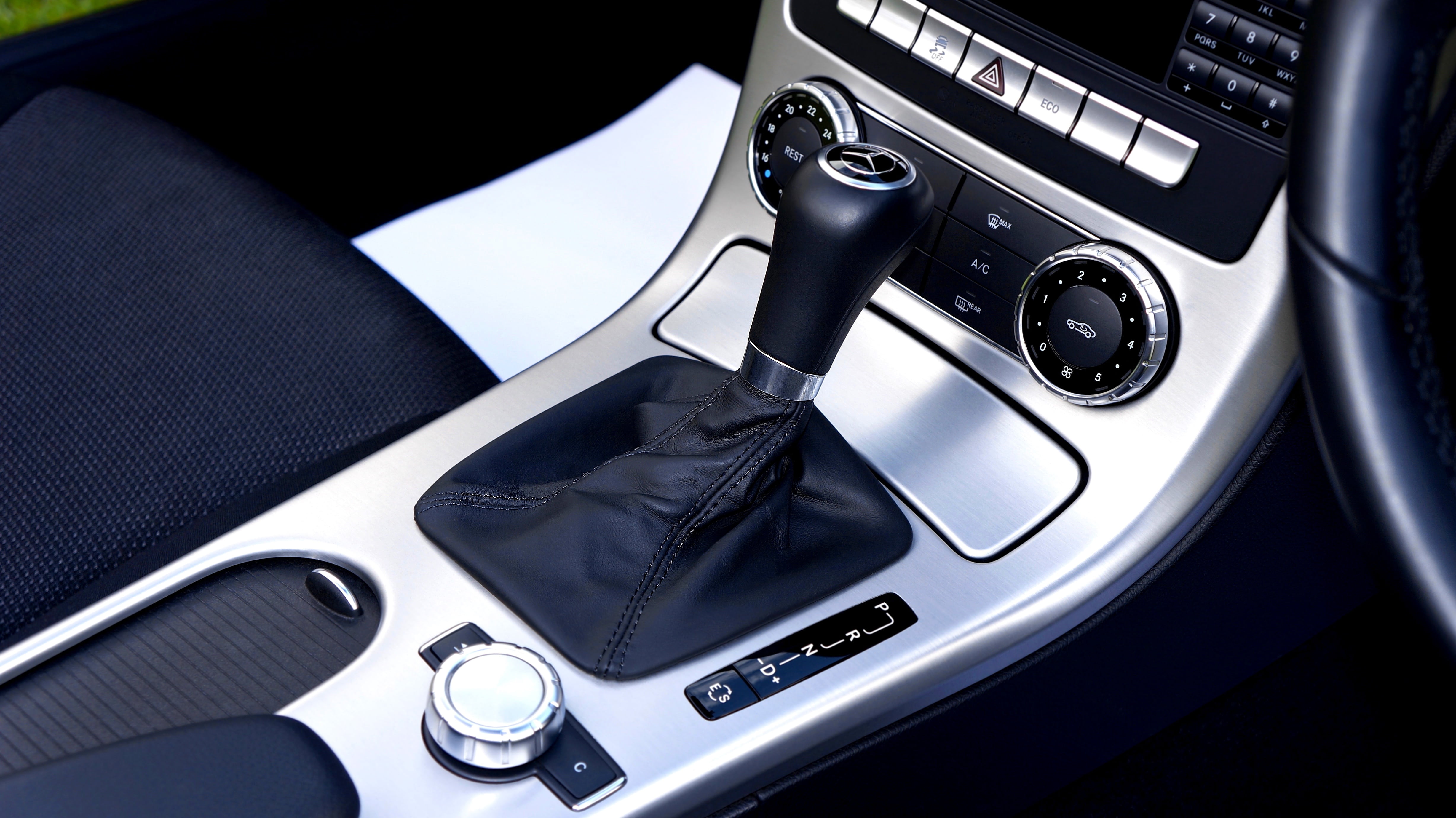 indoors, outdoors, travel, near, center, steering, gearshift, gray, transportation, day, lever, modern, technology, leather, car, car interior, 4K, mode of transportation, HD Wallpaper