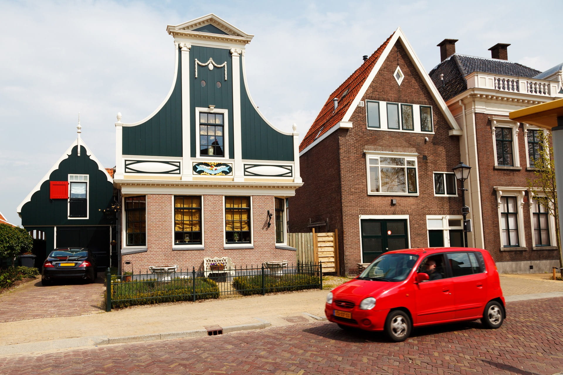 landscape, Architecture, land vehicle, no people, Building, building exterior, Dutch, red, road, street, mode of transportation, historic, home, nature, HD Wallpaper