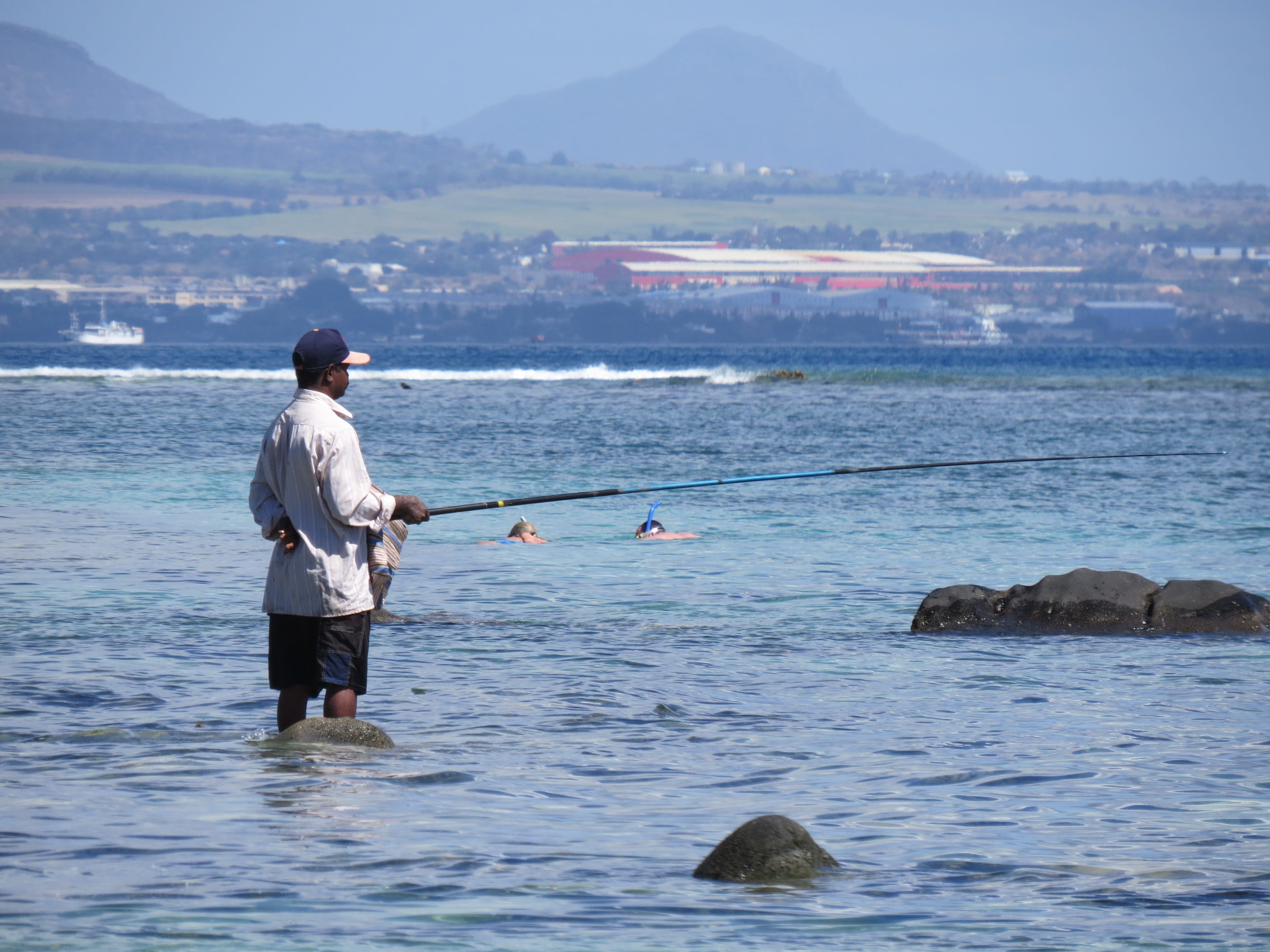 day, rock, real people, one Person, ocean, fishing Rod, fly-fishing, fish, one man only, quiet, rear view, mountain, mar, people, dream, blue, nature, men, HD Wallpaper