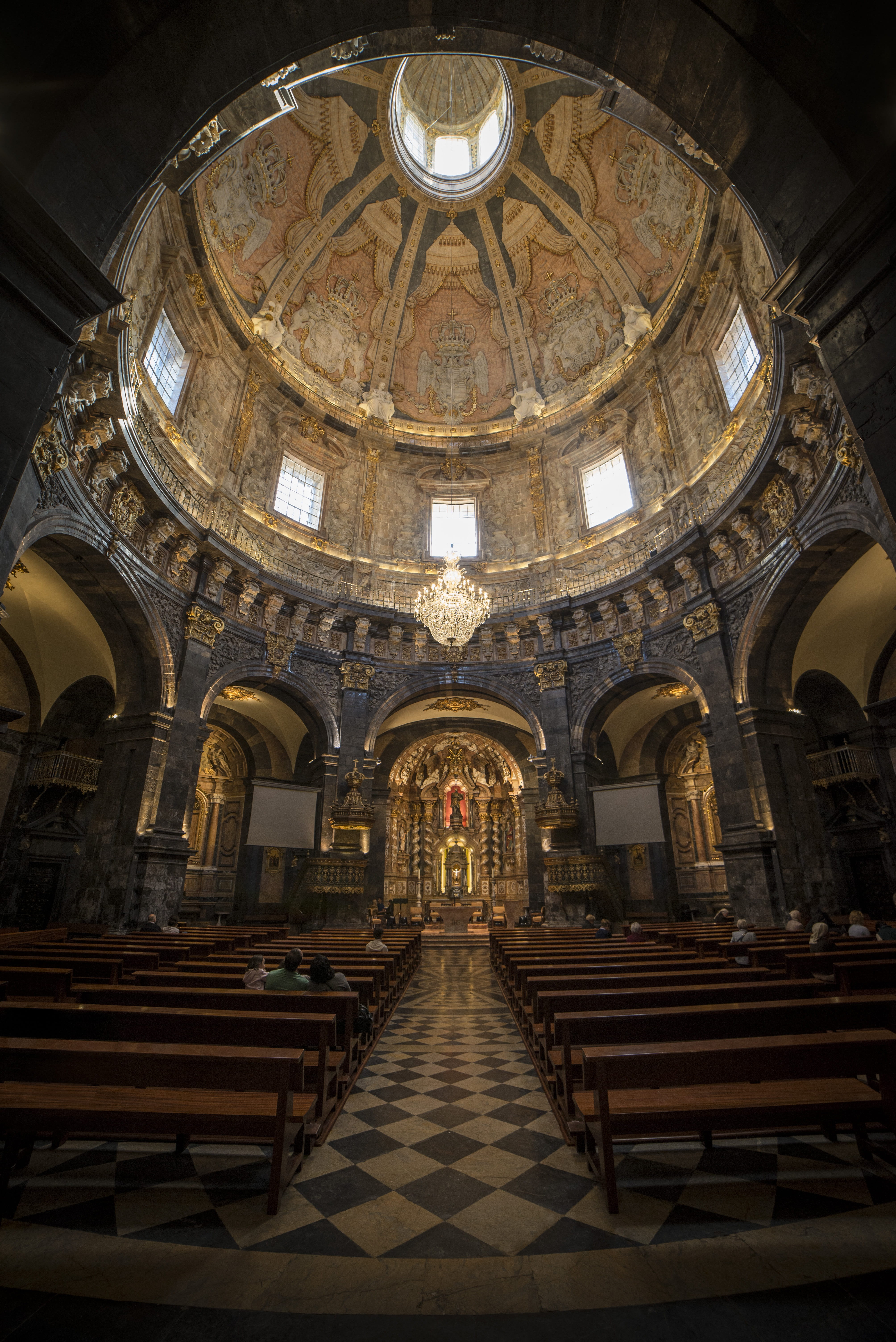 luxury, building, azpeitia, st ignatius of loyola, ornate, architecture and art, pew, ceiling, 5K, chandelier, architecture, place of worship, religion, Phone HD Wallpaper