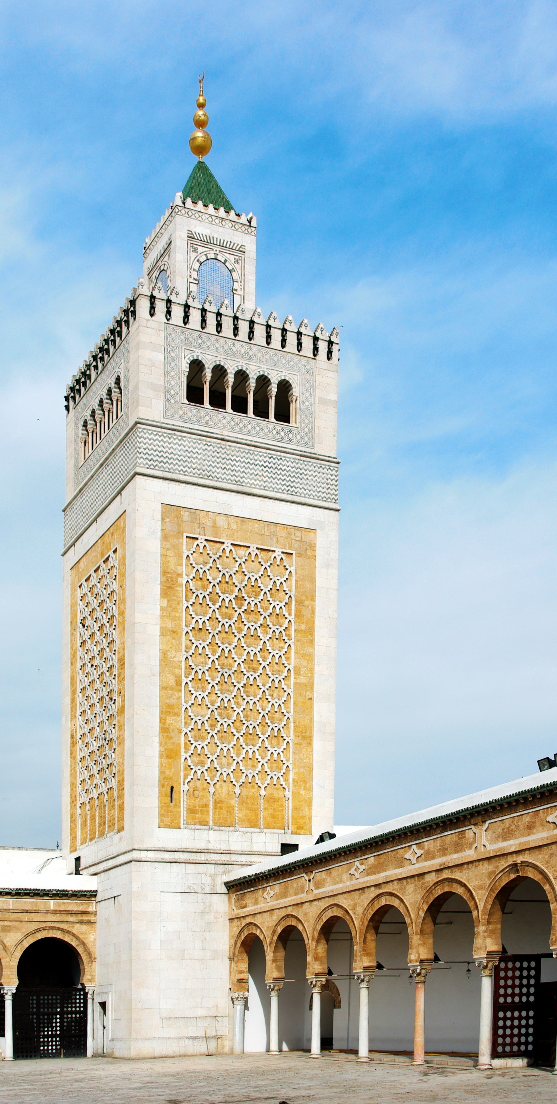 travel, architectural column, arch, place of worship, court, belief, religion, travel destinations, no people, building Exterior, 4K, day, great mosque, Phone HD Wallpaper