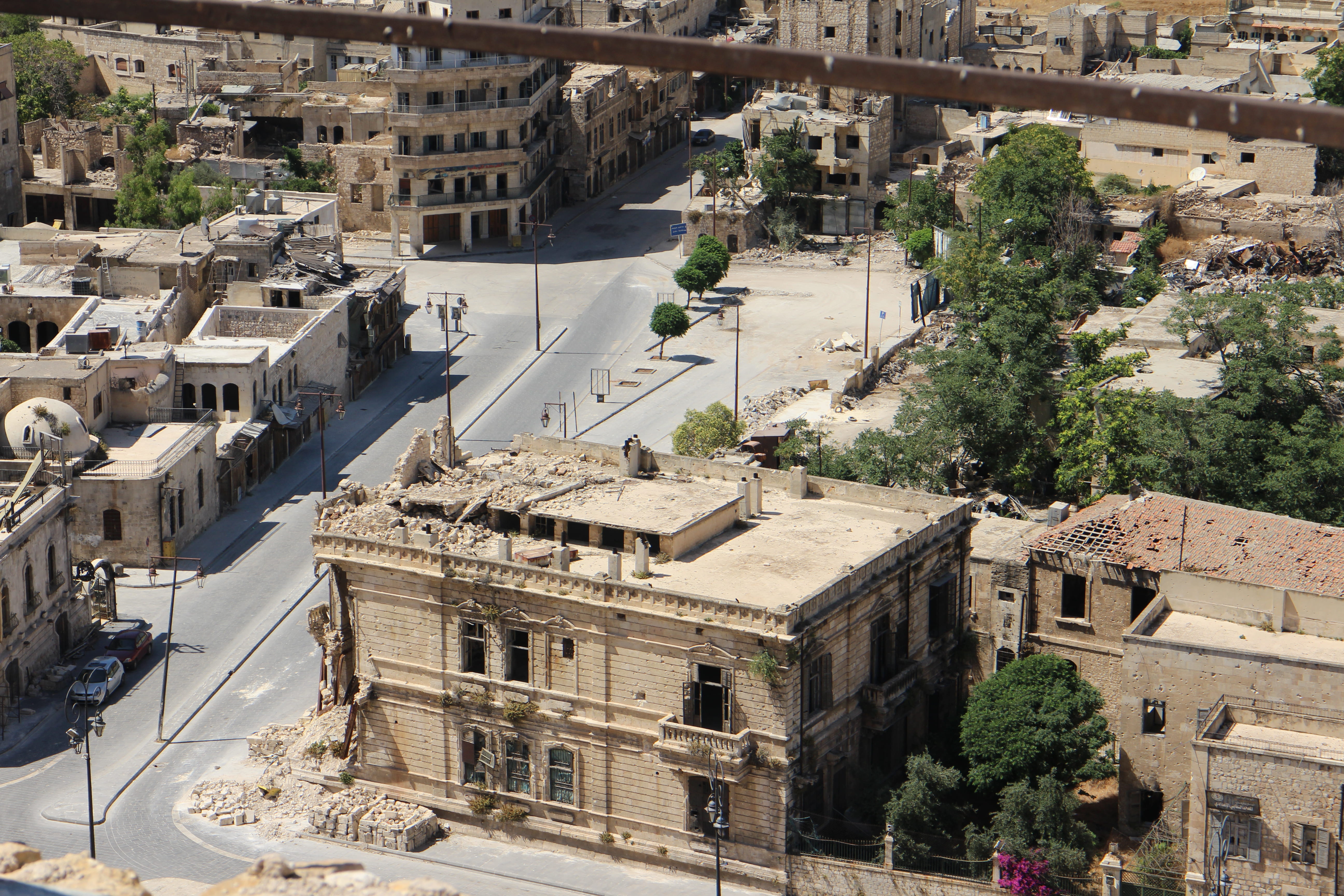 built structure, architecture, plant, view, desolate, قلعةحلب, motor vehicle, war zone, travel destinations, 5K, destruction, the past, concrete, building exterior, HD Wallpaper