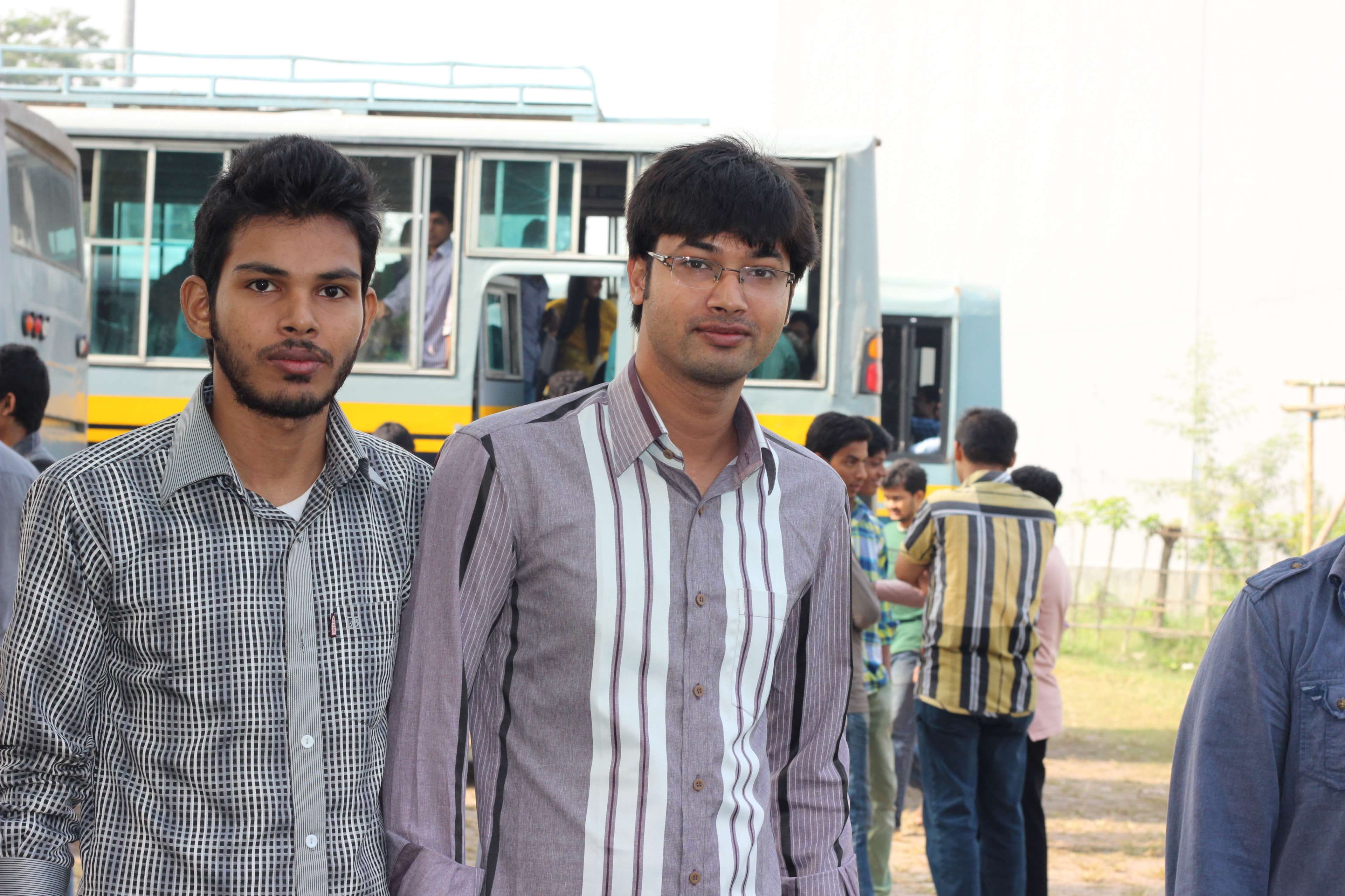 group of people, adult, building exterior, people, waist up, looking at camera, khulna university, sazedur rahman, real people, 4K, city, clothing, young adult, HD Wallpaper