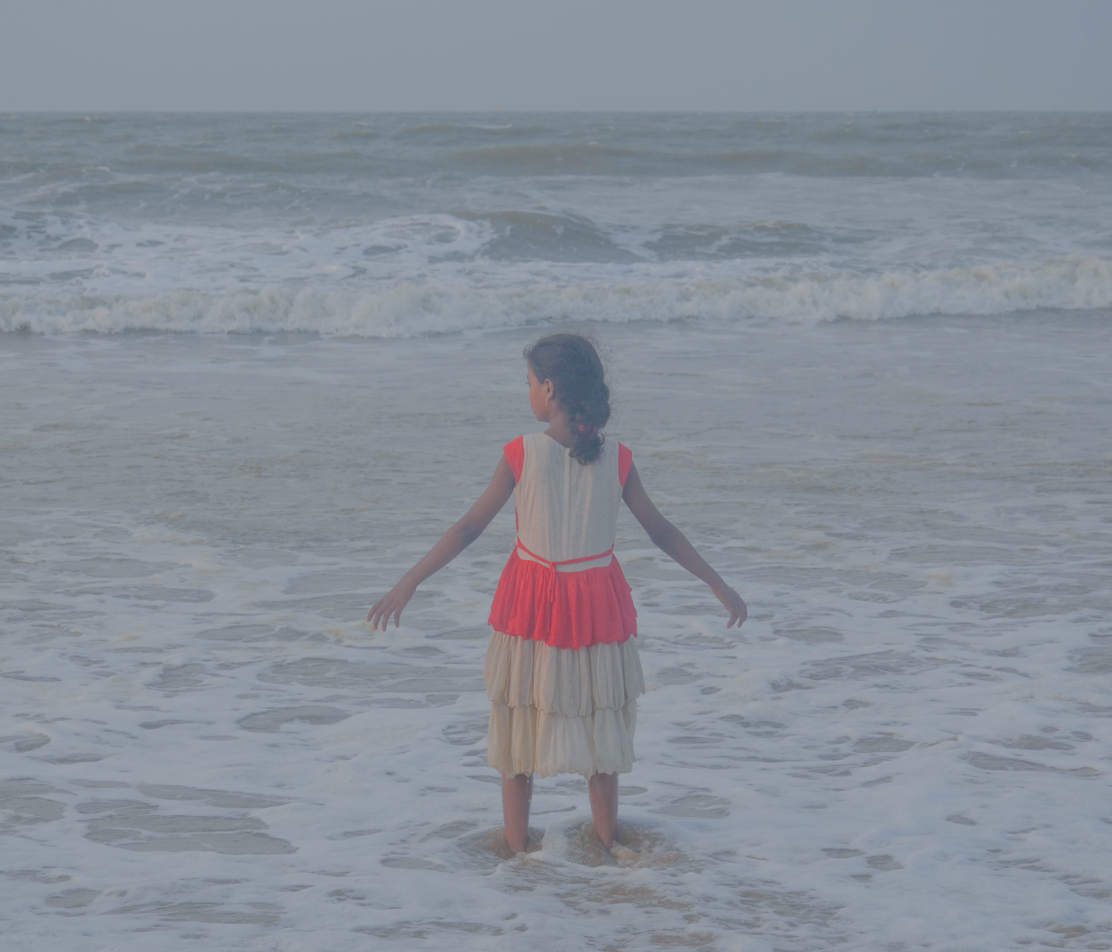 water, horizon over water, standing, leisure activity, outdoors, one person, scenics - nature, sea, women, lifestyles, india, real people, full length, HD Wallpaper