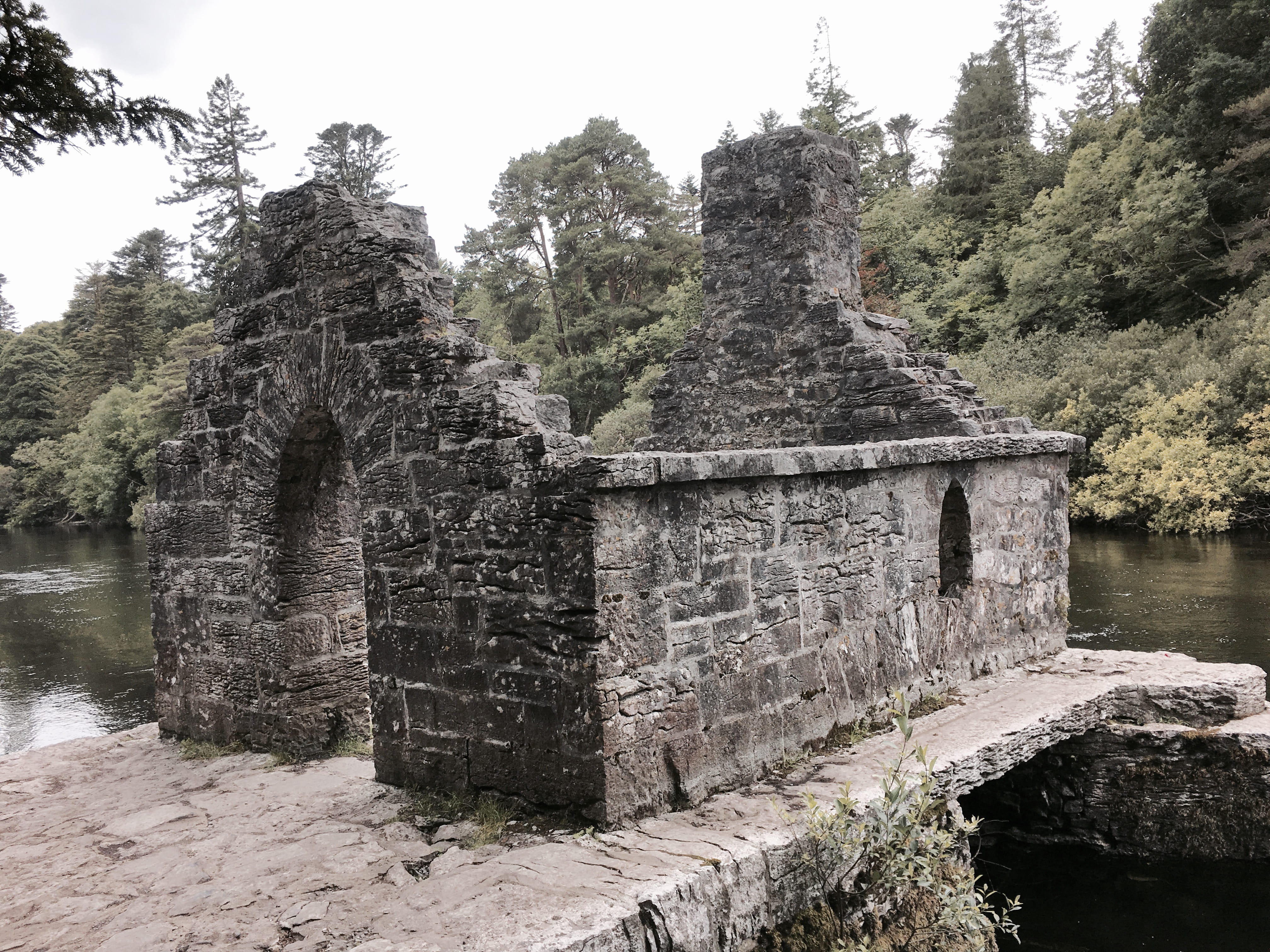 tranquil scene, monk, cong, built structure, 4K, no people, ireland, ruin, stone wall, day, forest, outdoors, ancient civilization, non-urban scene, scenics - nature, HD Wallpaper