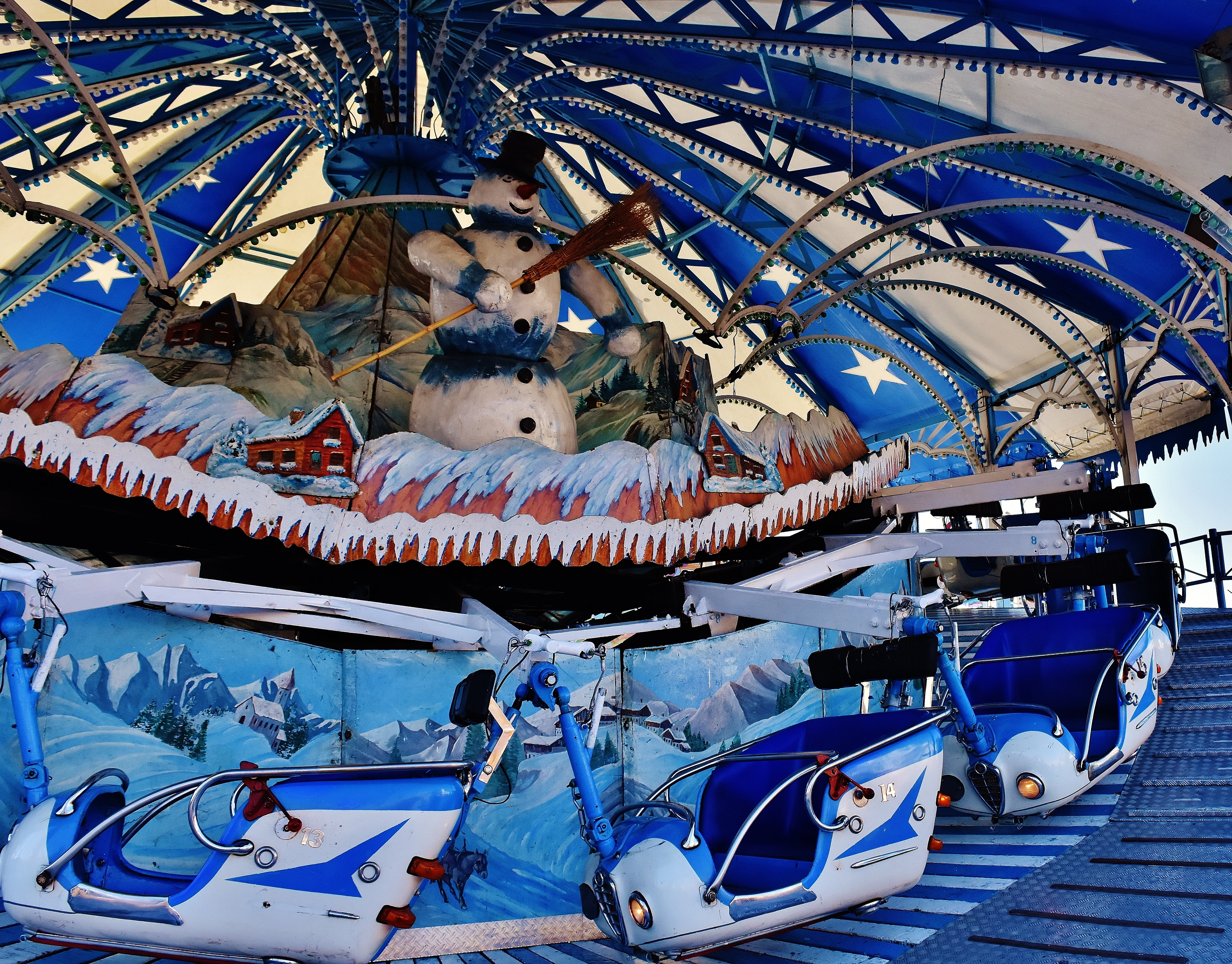 amusement park, munich, nautical vessel, carousel, transportation, architecture, bavaria, arts culture and entertainment, animal representation, no people, HD Wallpaper