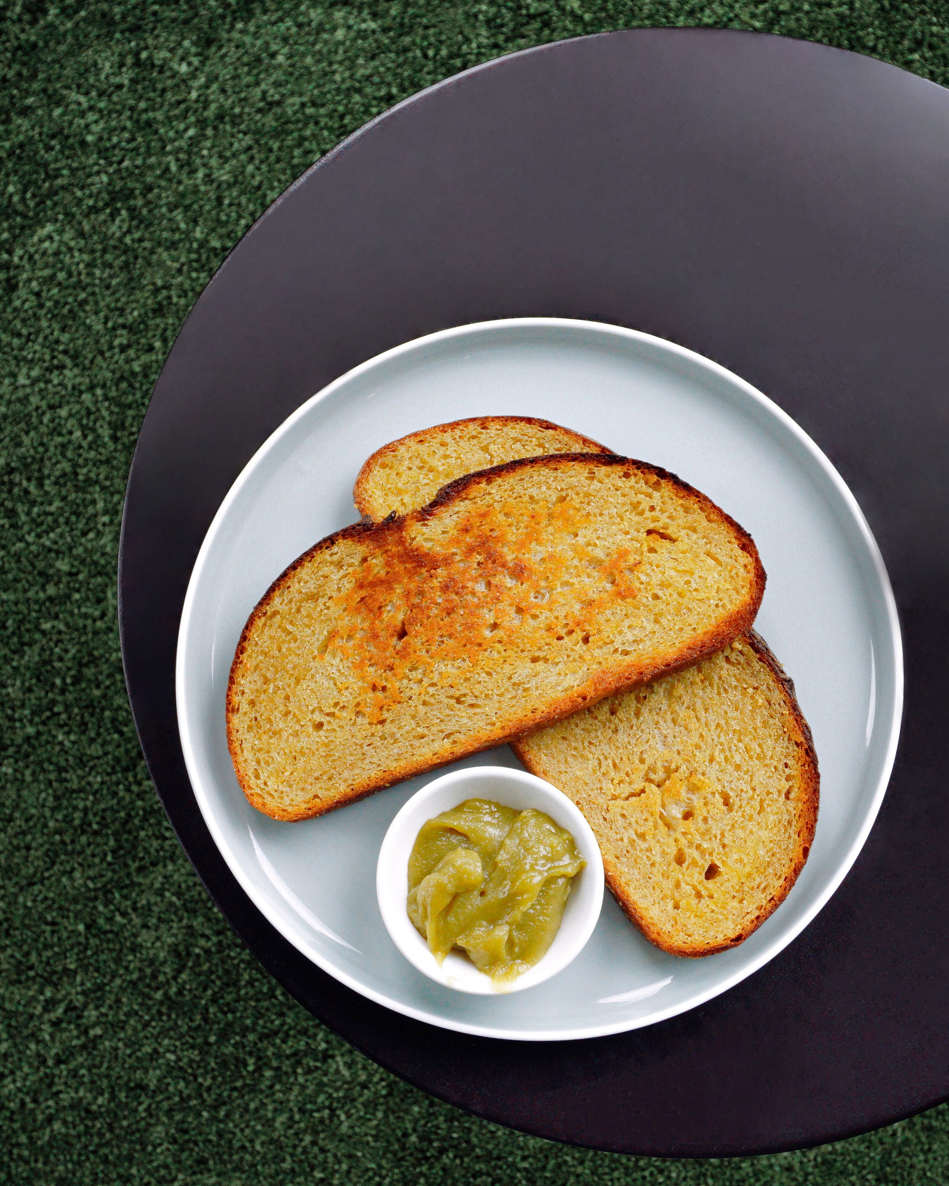 plate, crust, 4K, gourmet, jam, refreshment, homemade, appetizer, baked, dinner, kuala lumpur, meal, toast, healthy Eating, toasted, food, toasted Bread, Phone HD Wallpaper