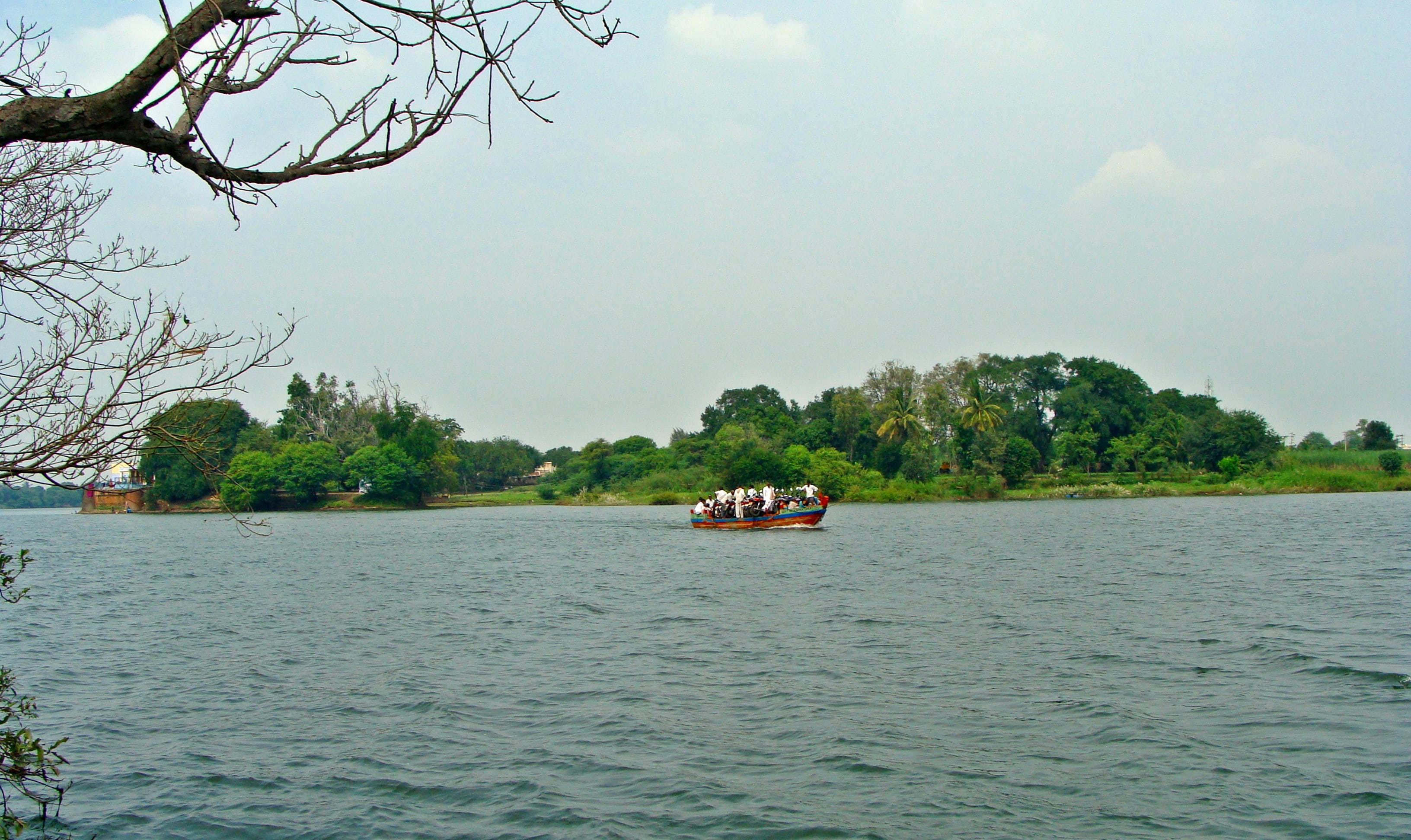 island, incidental people, day, boat, cloud - sky, nature, 2K, india, transportation, travel, scenics - nature, bagalkot, sky, mode of transportation, HD Wallpaper