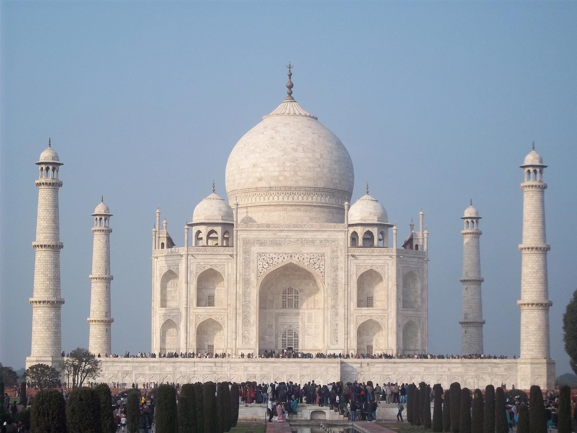islam, history, building exterior, tourist, taj Mahal, group of people, nature, sky, dome, the past, travel destinations, famous, vacation, 1080P, indian Culture, HD Wallpaper