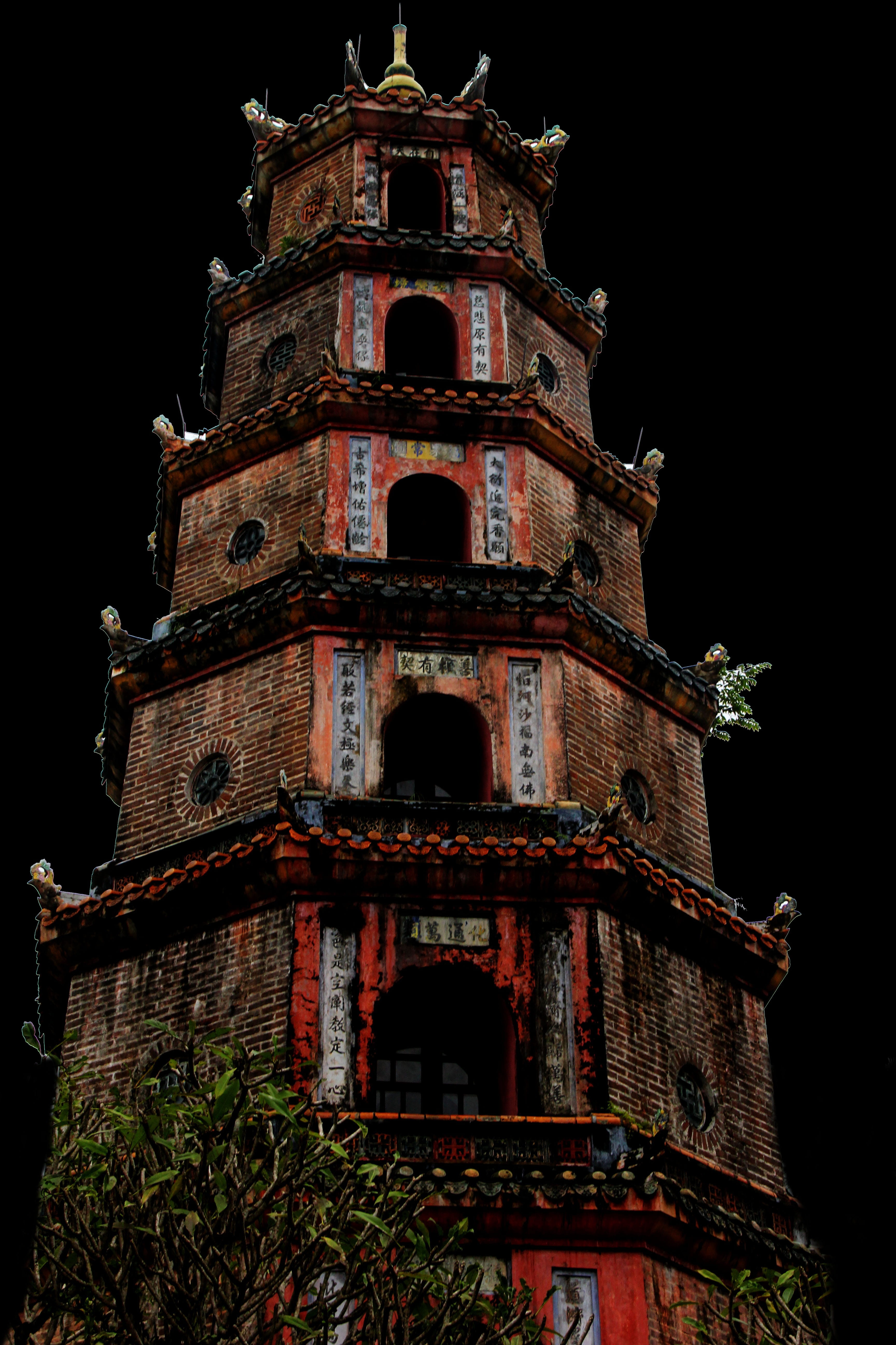 outdoors, vietnam, asia, tower, old, ancient, high, worship, concrete, landmark, thailand, structure, buddhism, vacation, the past, religion, spirituality, Phone HD Wallpaper