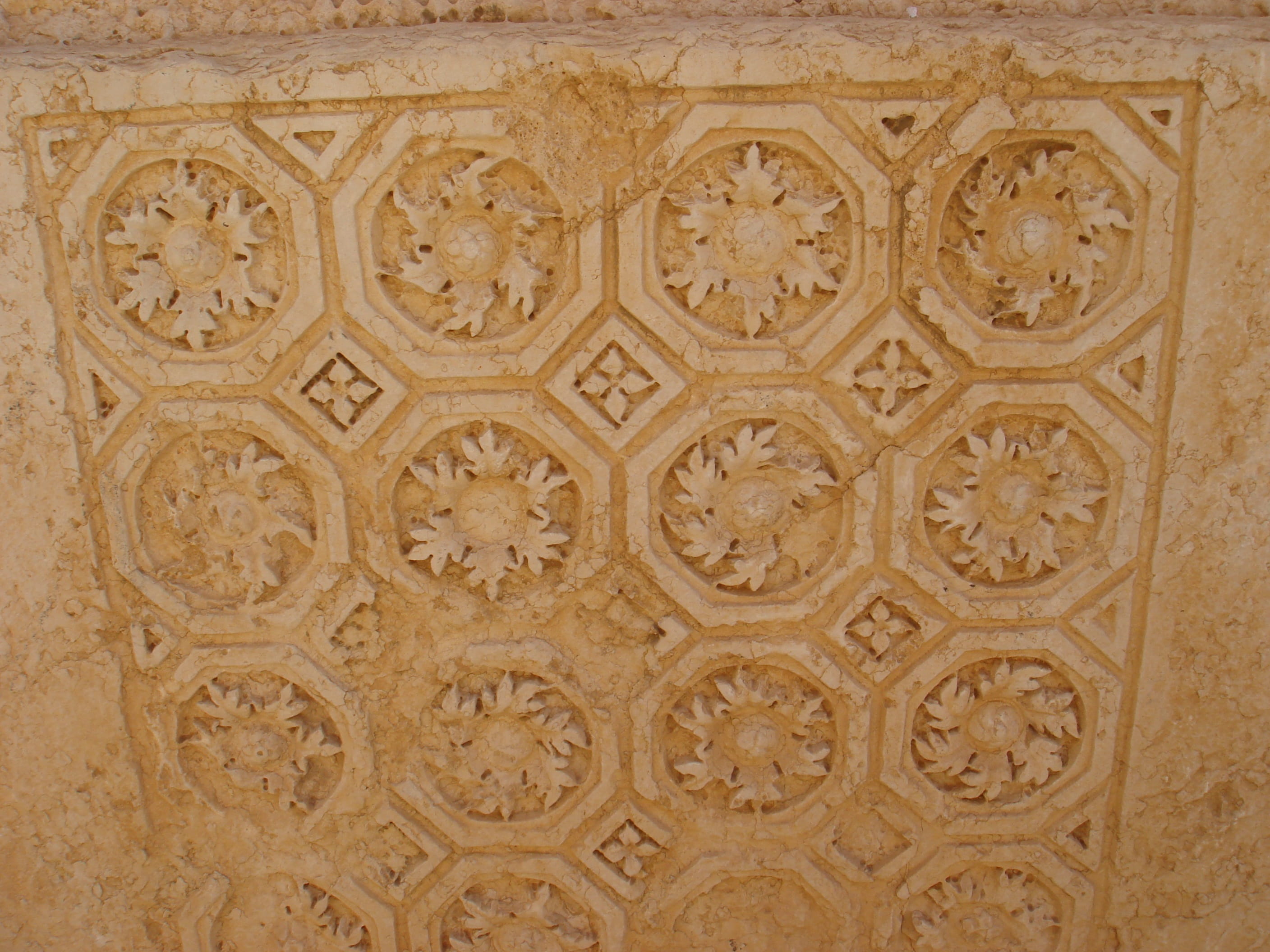 Desert, antique, pattern, architecture, carving - Craft Product, decoration, building, farce, the past, textured, new stone age, old-fashioned, built structure, HD Wallpaper